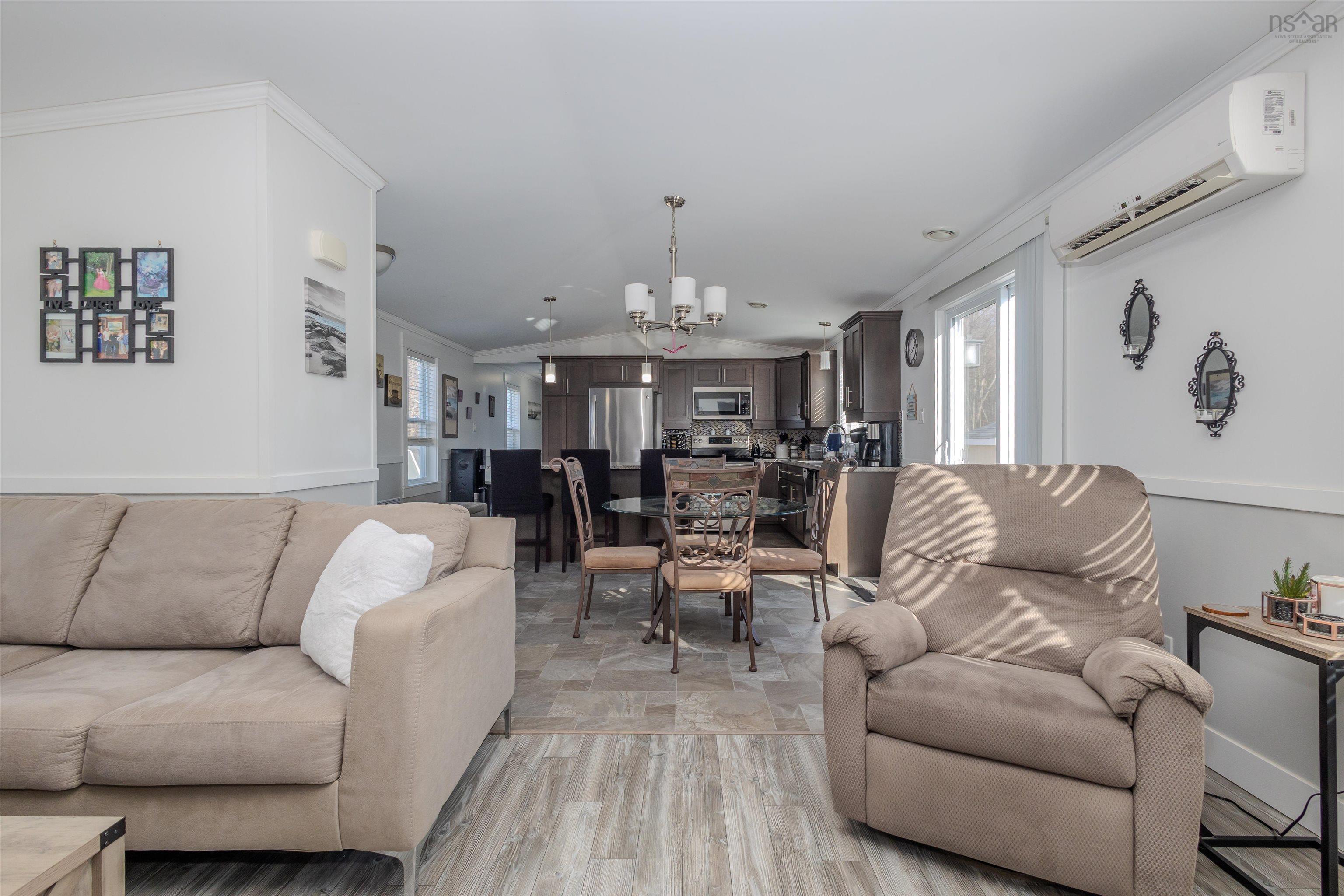 $229,000.00: 6 Third Street, Howie Centre