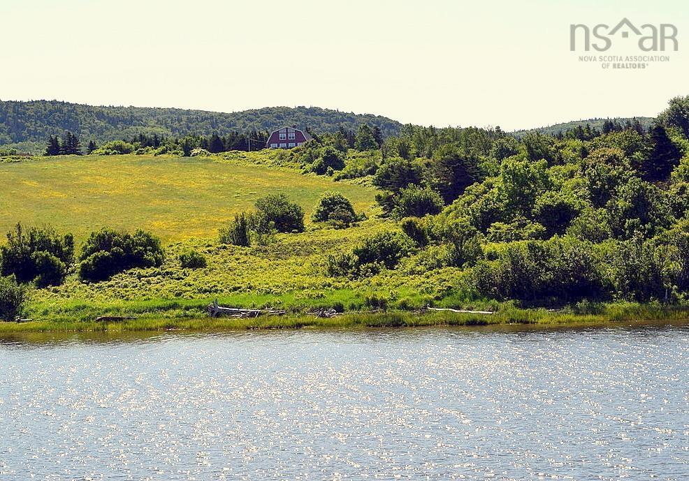 $799,000.00: 70 South Cormier Road, Belle Côte