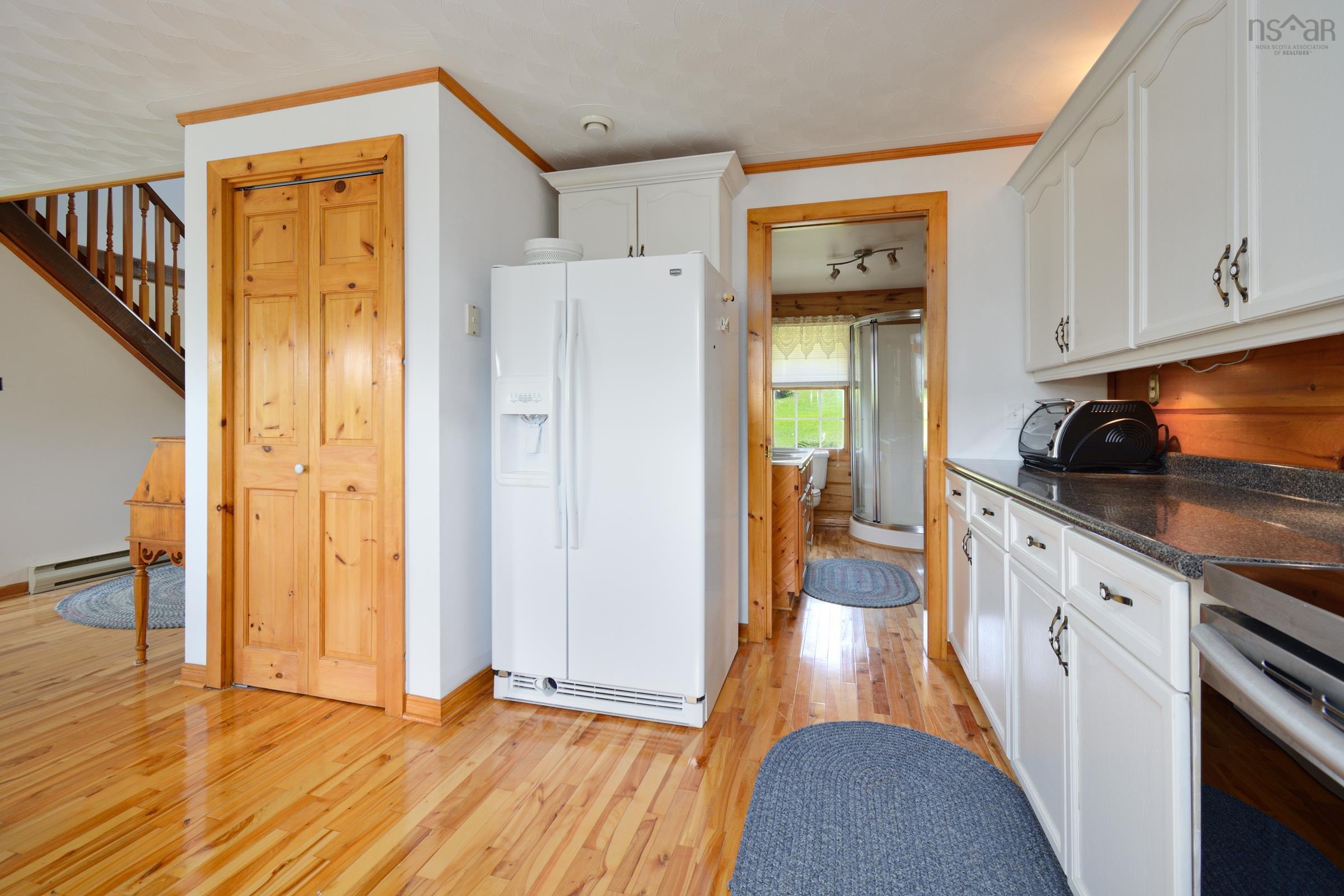 $549,900.00: 776 105 Highway, Boularderie East