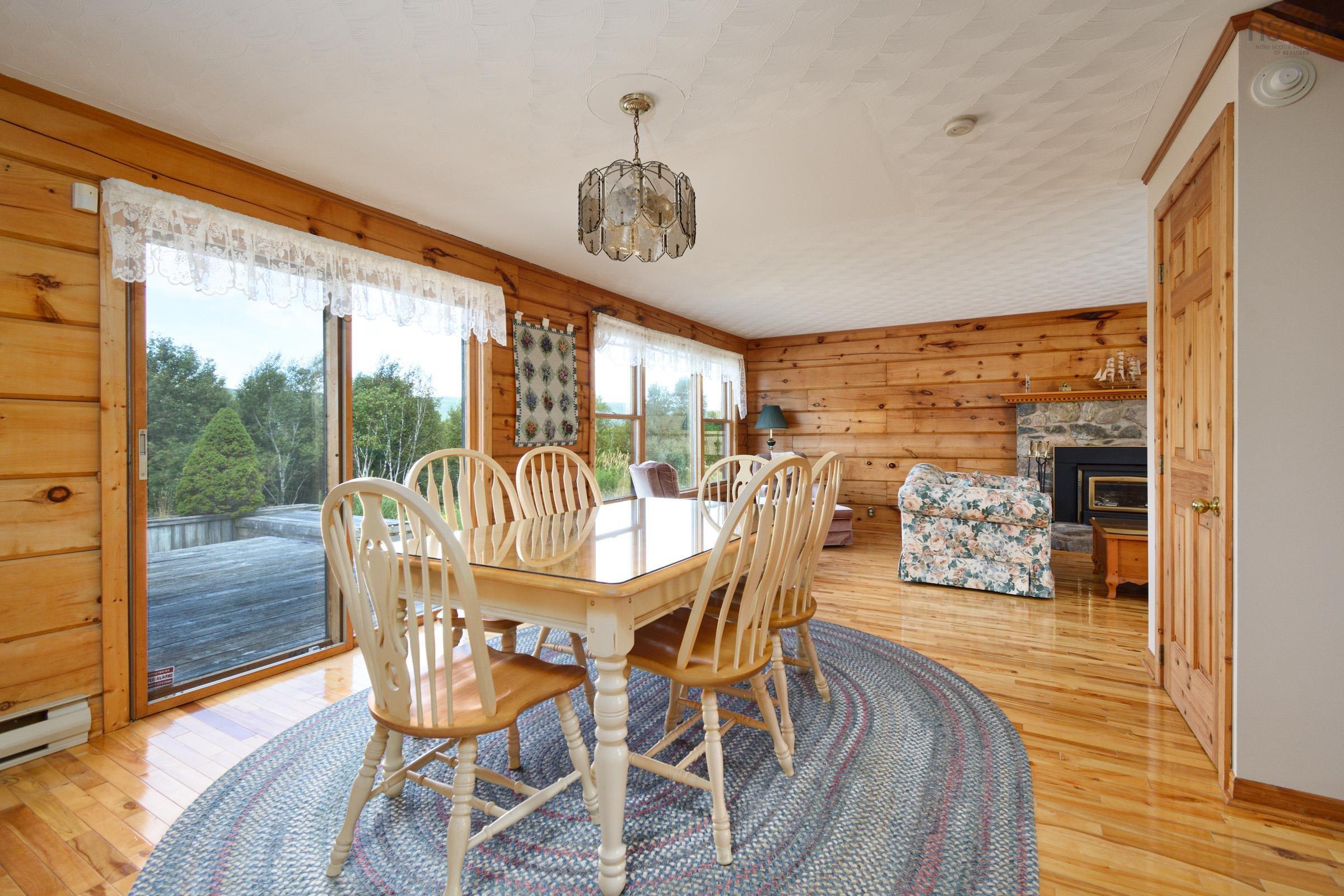 $549,900.00: 776 105 Highway, Boularderie East