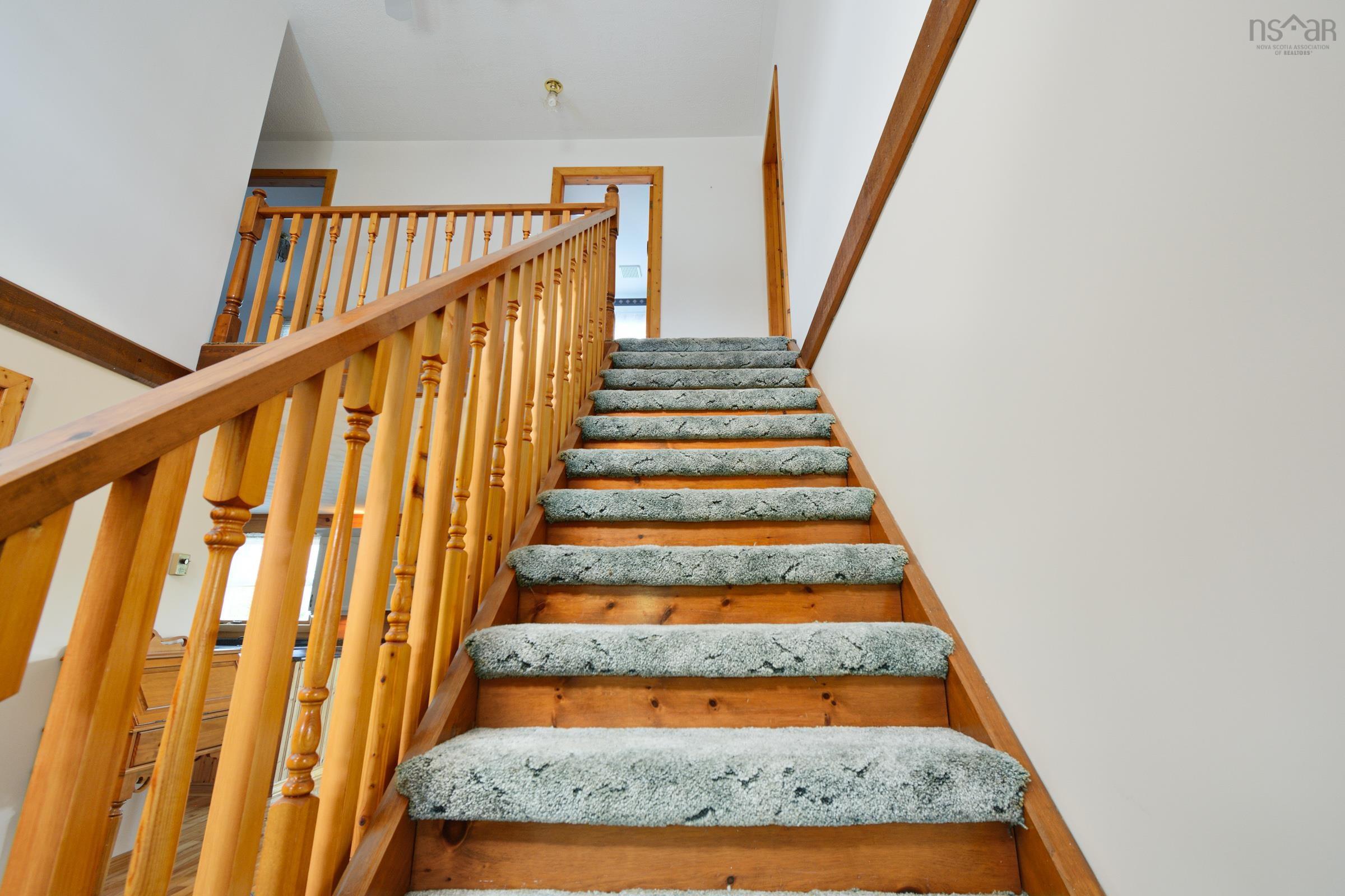 $549,900.00: 776 105 Highway, Boularderie East