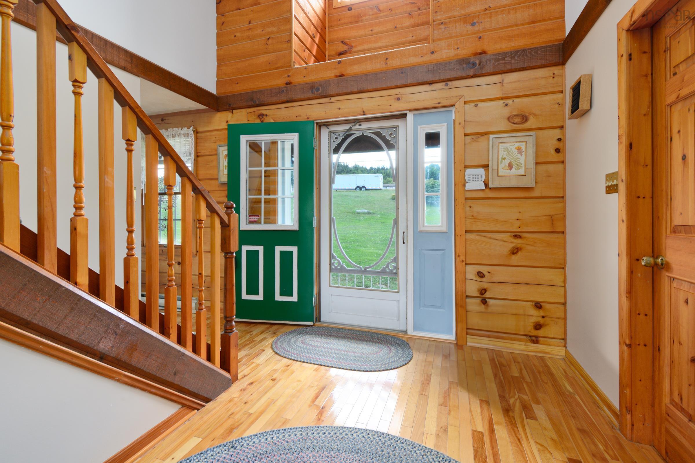 $549,900.00: 776 105 Highway, Boularderie East