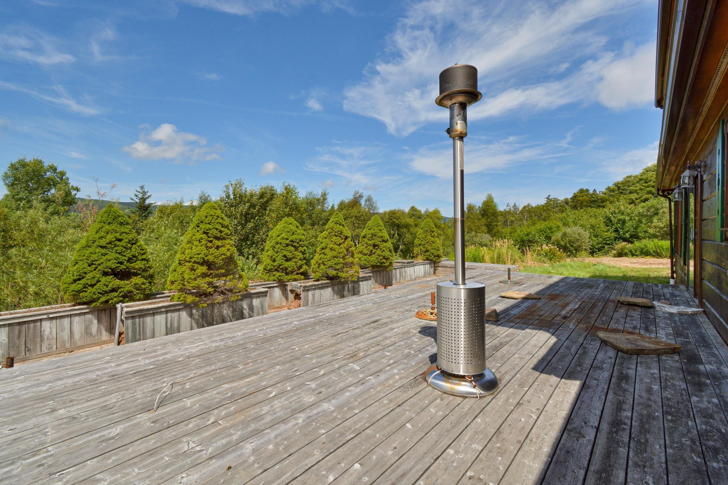 $549,900.00: 776 105 Highway, Boularderie East