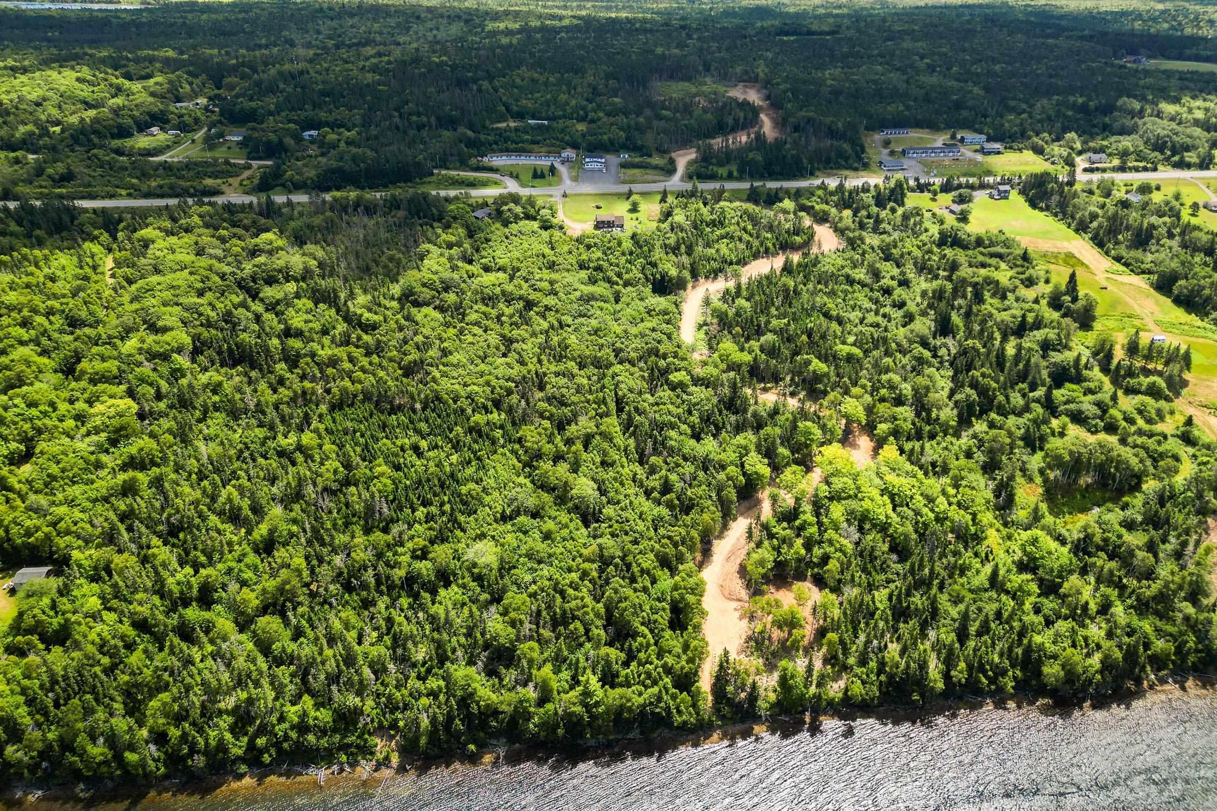 $549,900.00: 776 105 Highway, Boularderie East