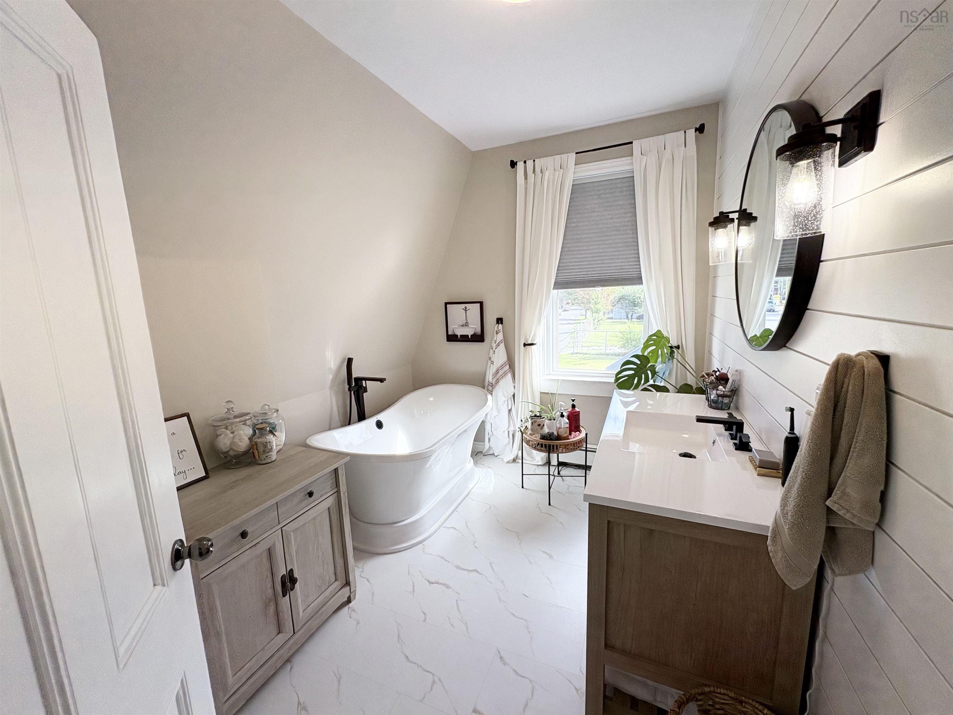 $339,900.00: 21 Oak Street, Pictou