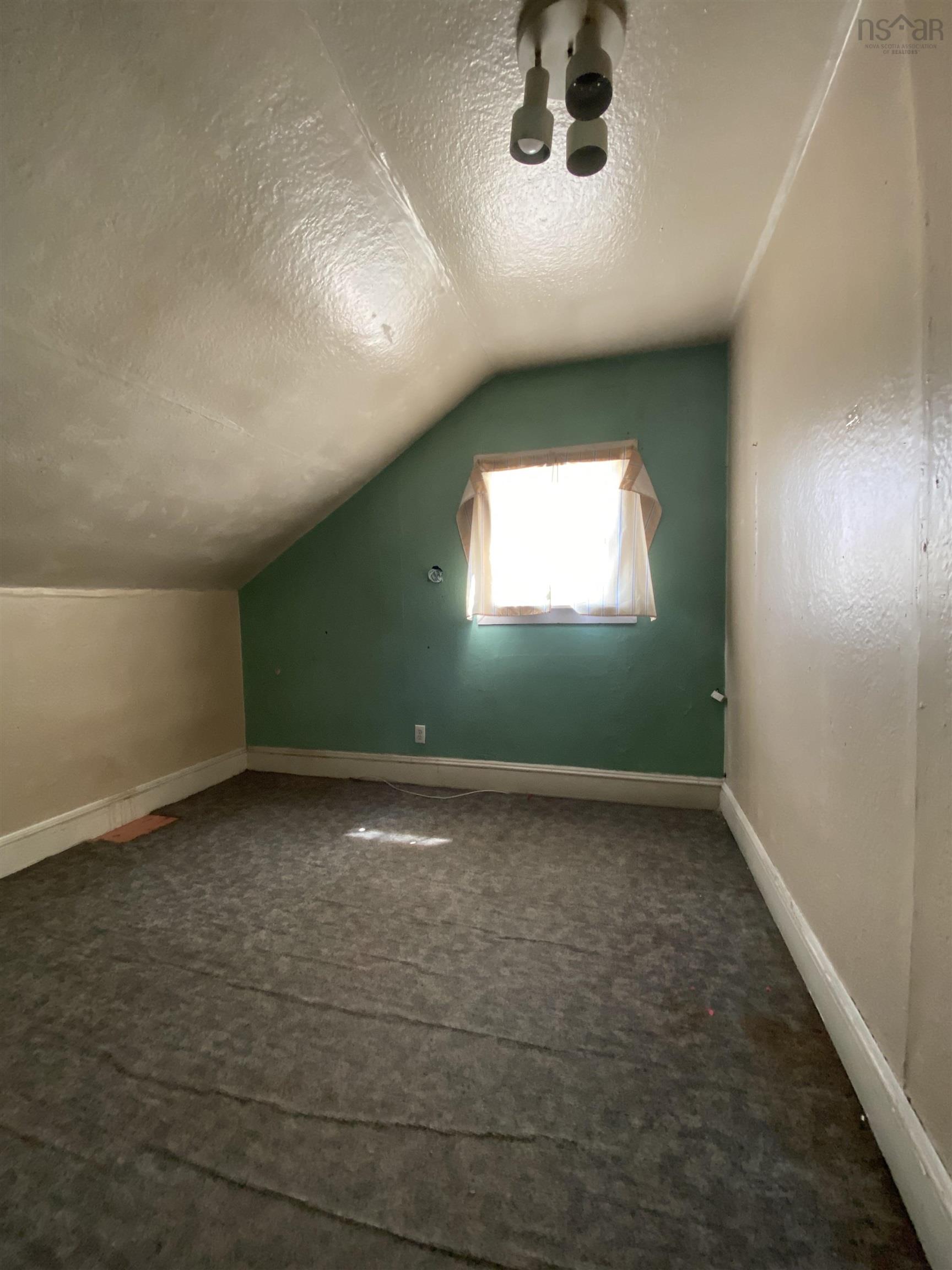 $79,900.00: 435 Mahon Street, New Waterford