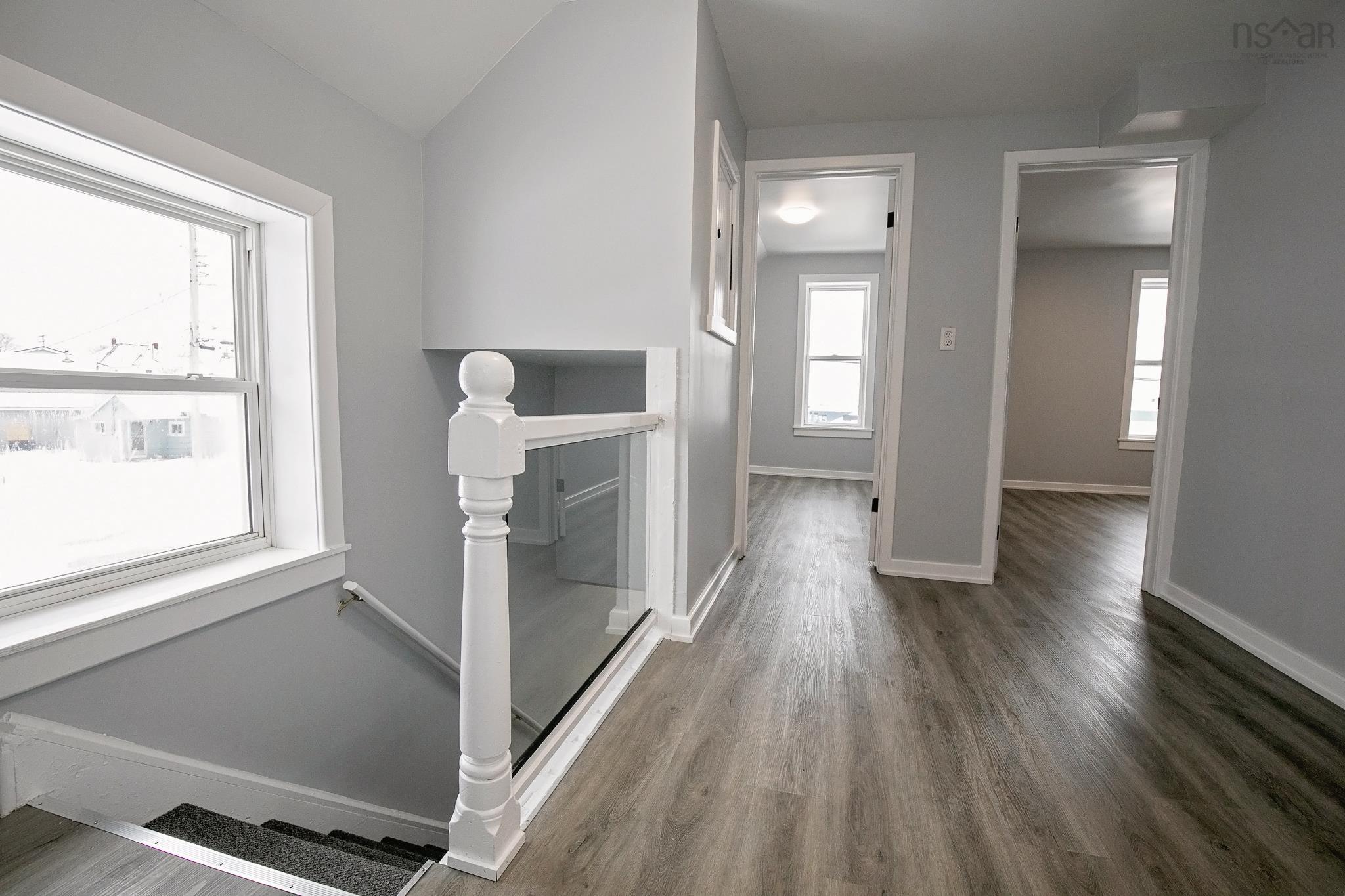 $244,900.00: 32 Douglas Avenue, Amherst