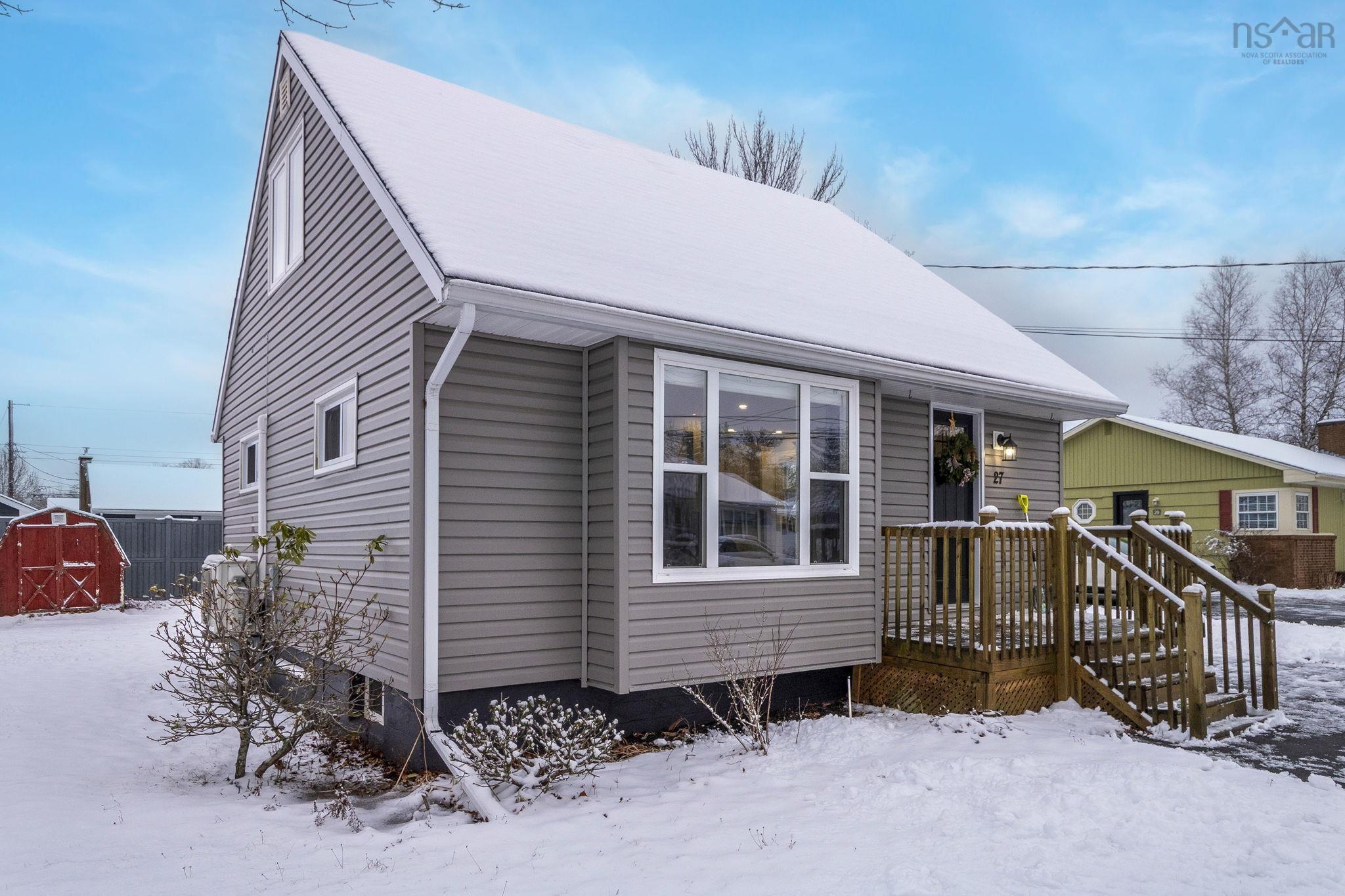$279,900.00: 27 Cambey Avenue, Stellarton