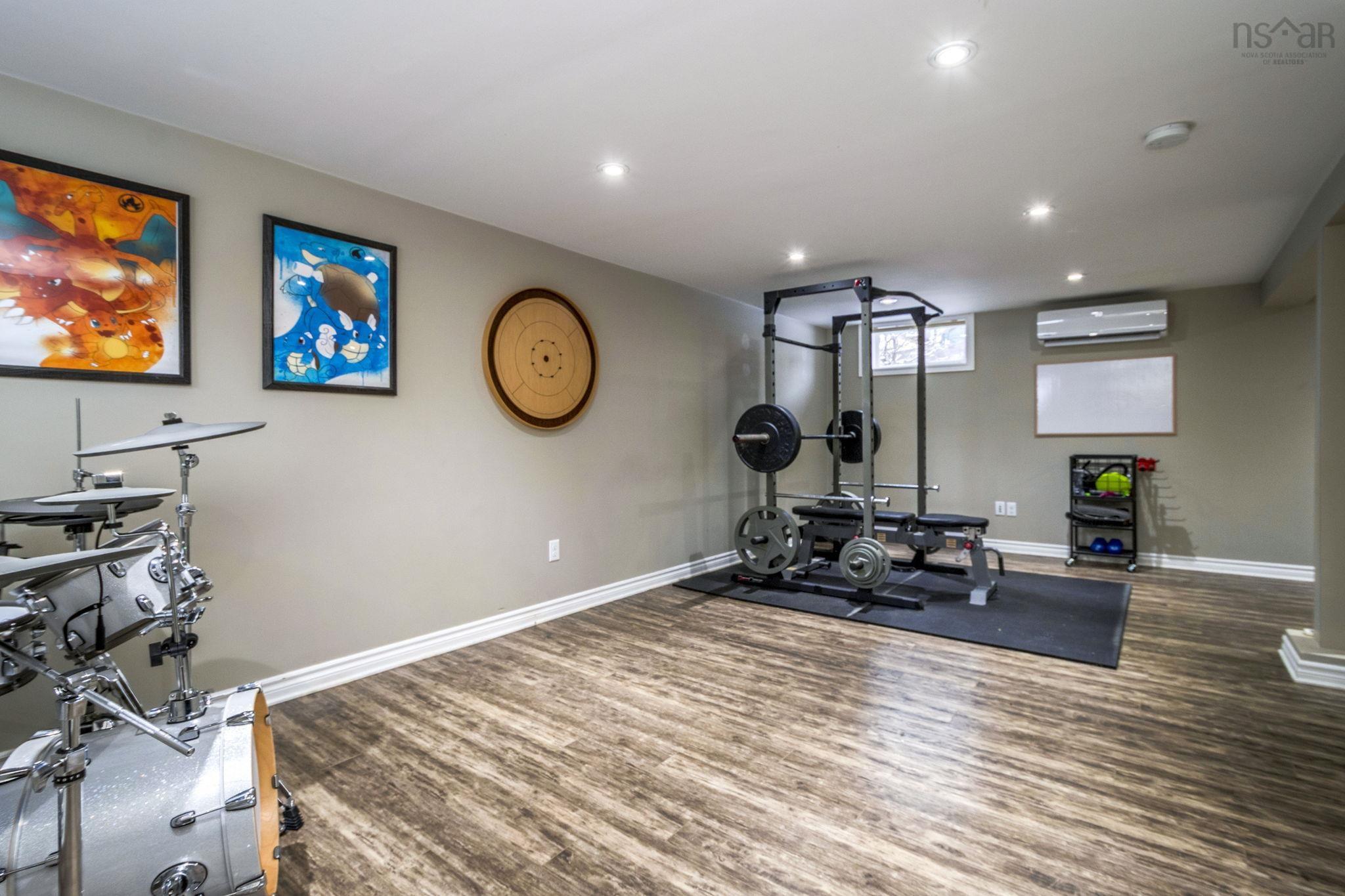 $279,900.00: 27 Cambey Avenue, Stellarton