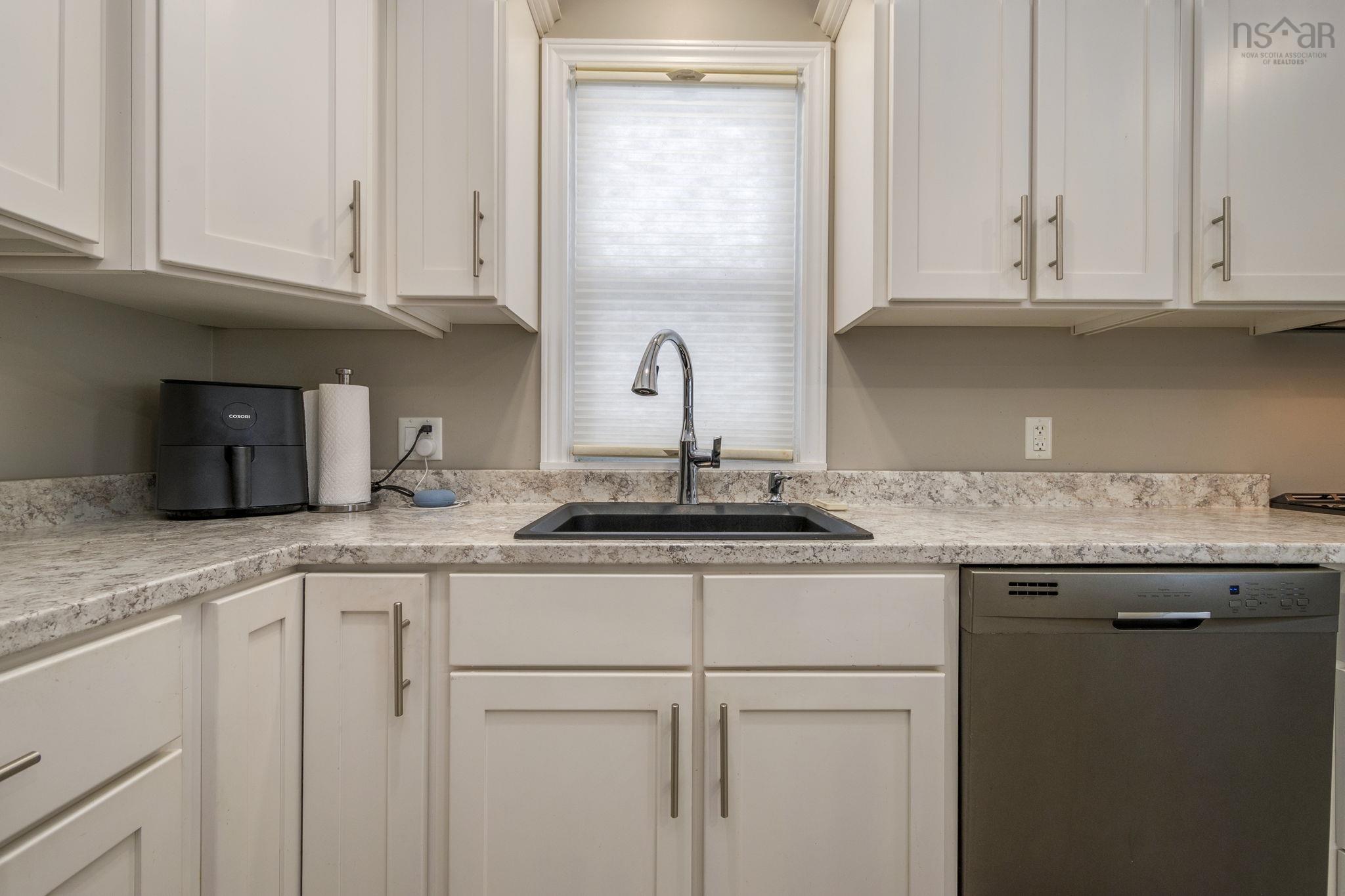 $279,900.00: 27 Cambey Avenue, Stellarton