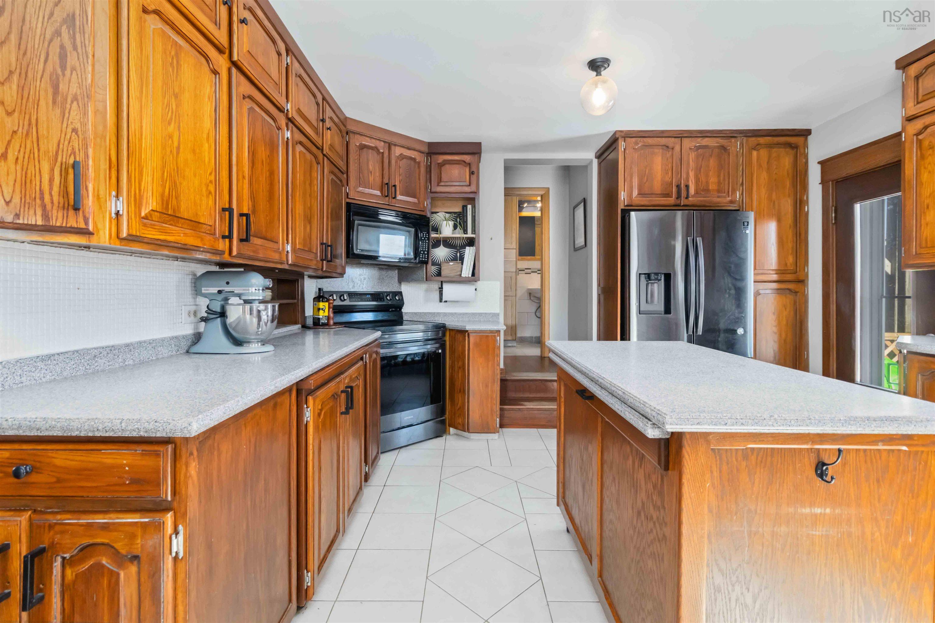 $850,000.00: 204 Conrad Road, Lawrencetown