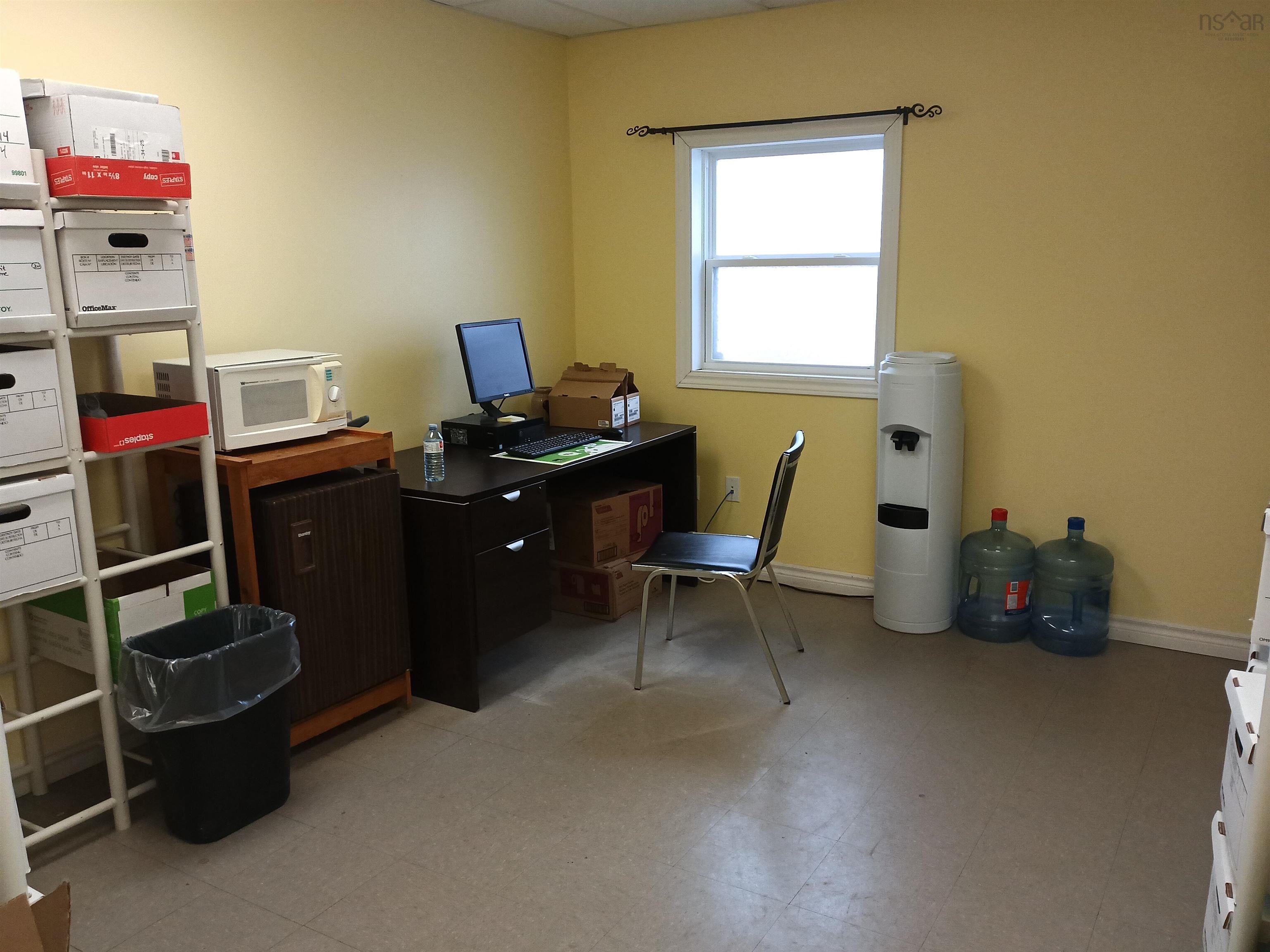 $750,000.00: 42 Highway 330, Barrington Passage