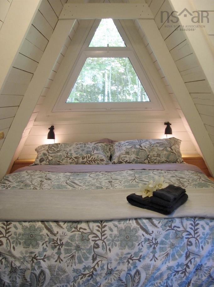 $299,000.00: 3598 West Lake Ainslie Road, West Lake Ainslie