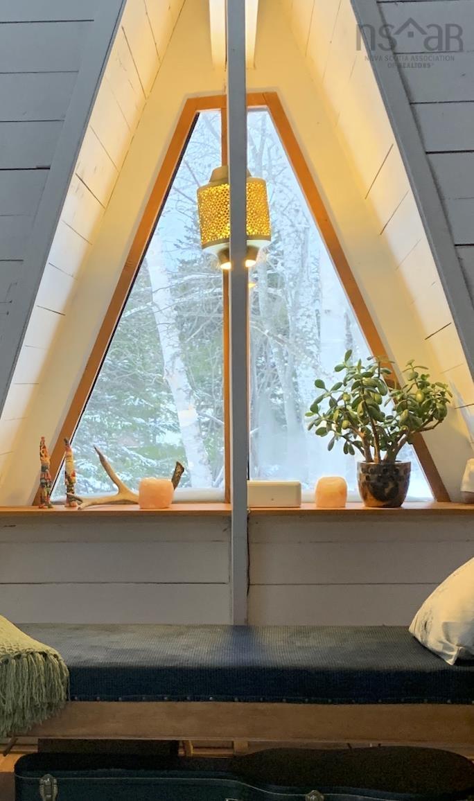 $299,000.00: 3598 West Lake Ainslie Road, West Lake Ainslie