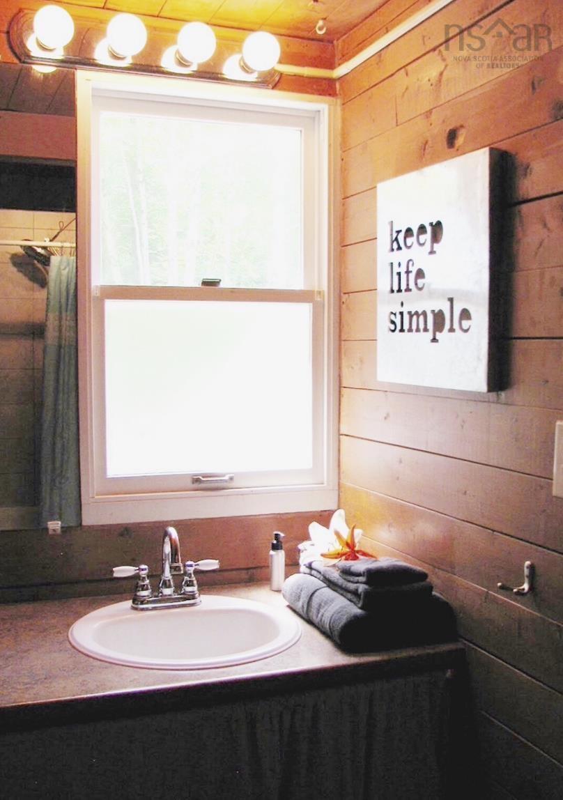 $299,000.00: 3598 West Lake Ainslie Road, West Lake Ainslie