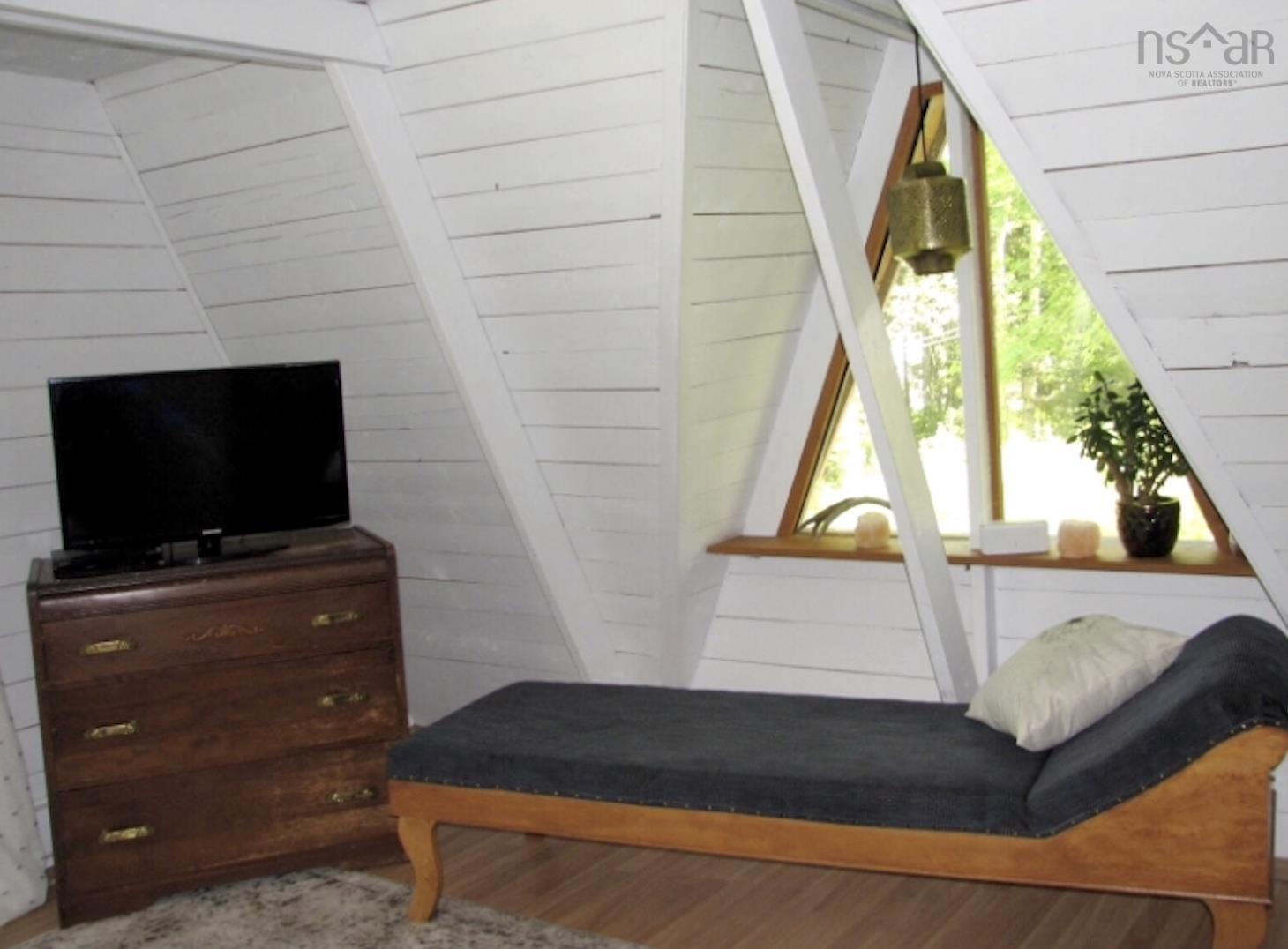 $299,000.00: 3598 West Lake Ainslie Road, West Lake Ainslie