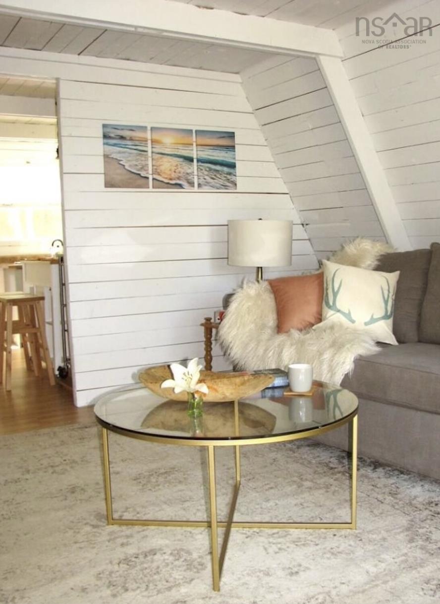 $299,000.00: 3598 West Lake Ainslie Road, West Lake Ainslie