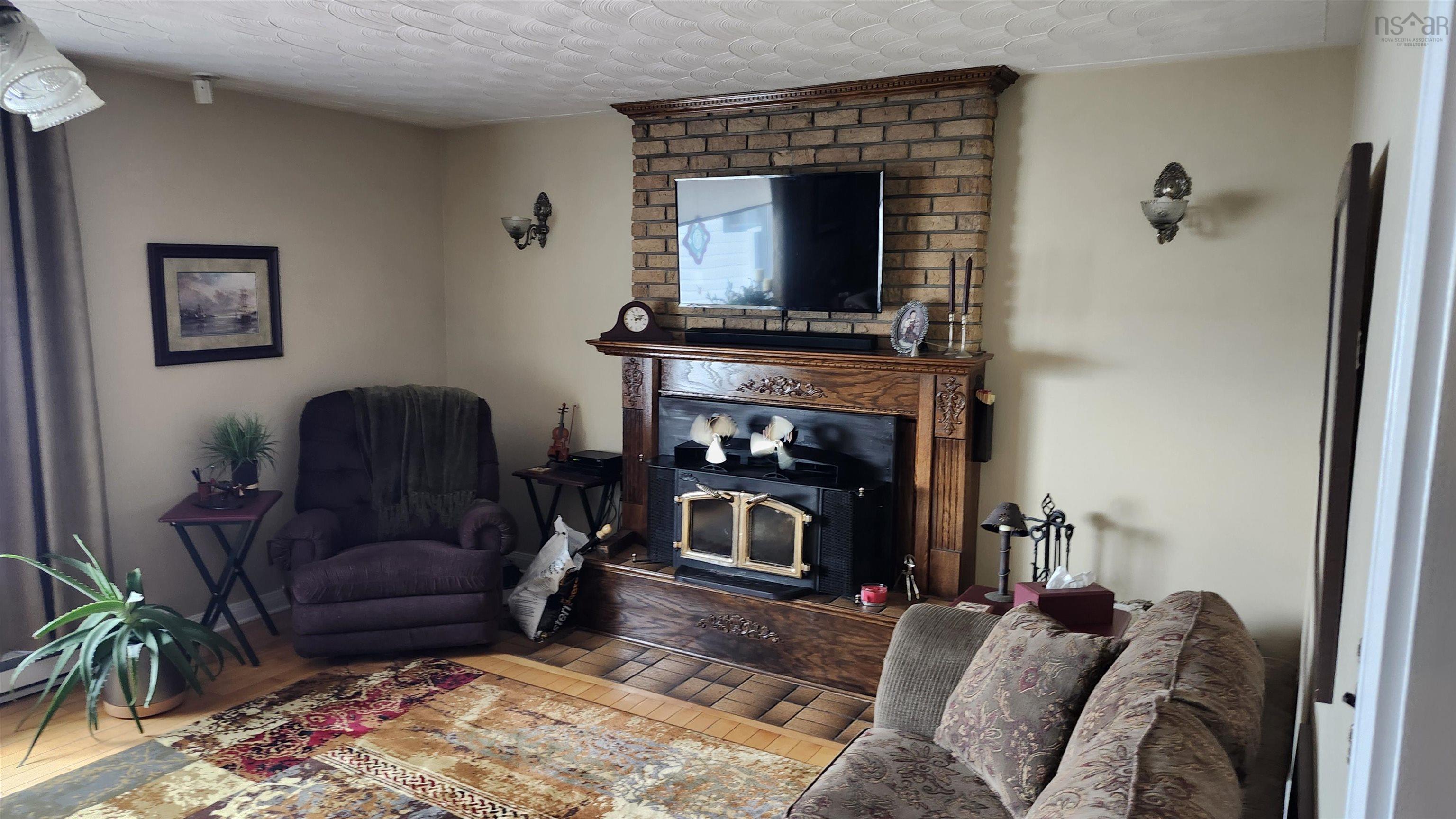 $590,000.00: 15437 Highway 4, Johnstown