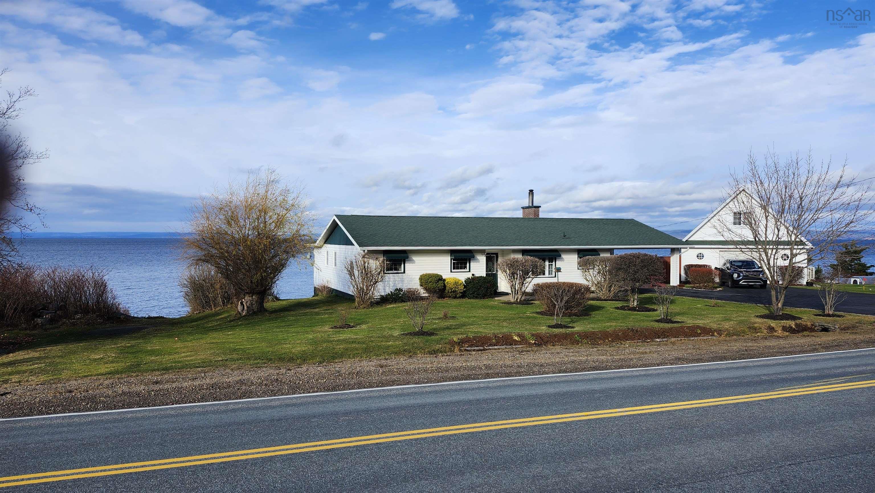 $590,000.00: 15437 Highway 4, Johnstown