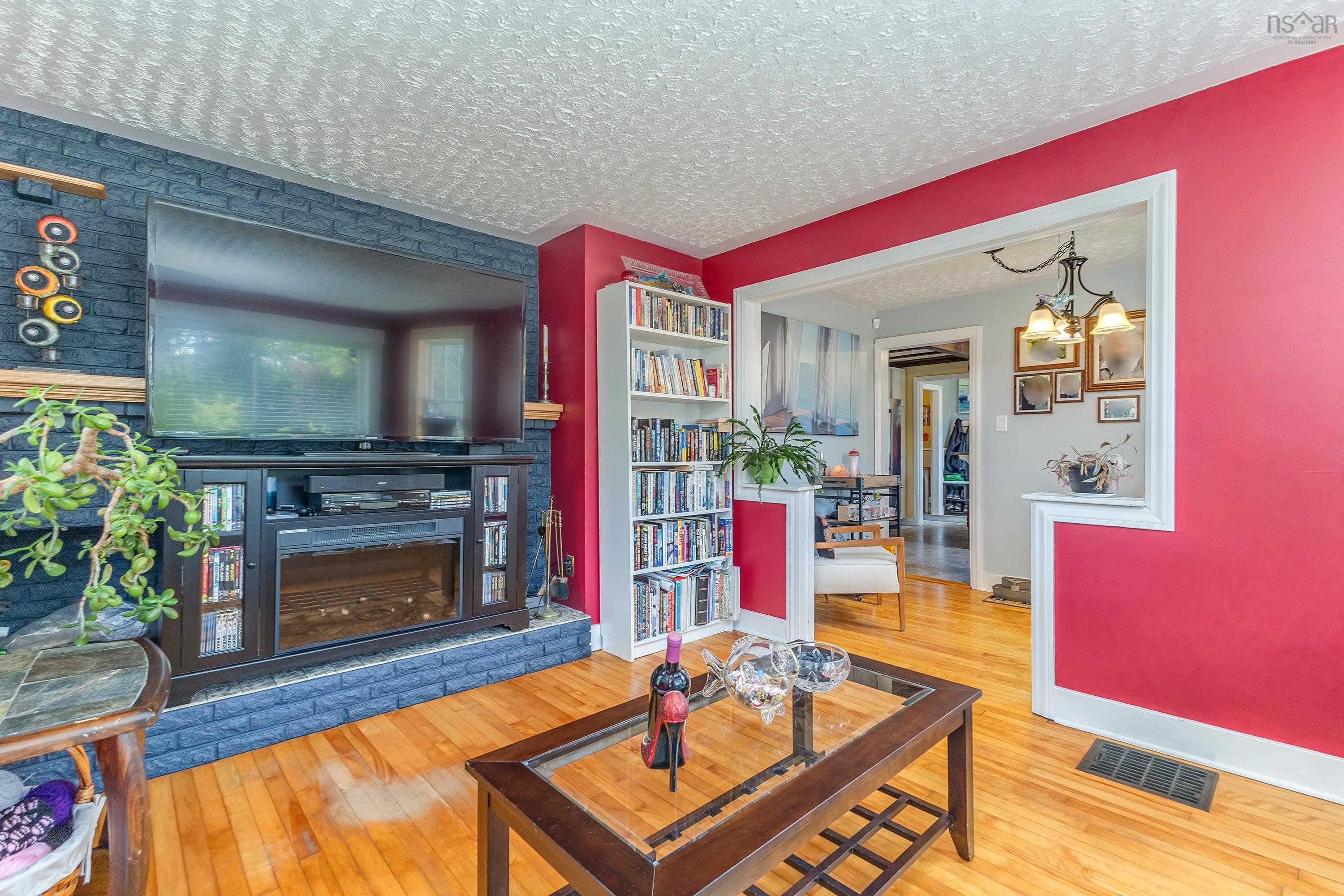 $559,900.00: 42 Oldham Road, Enfield