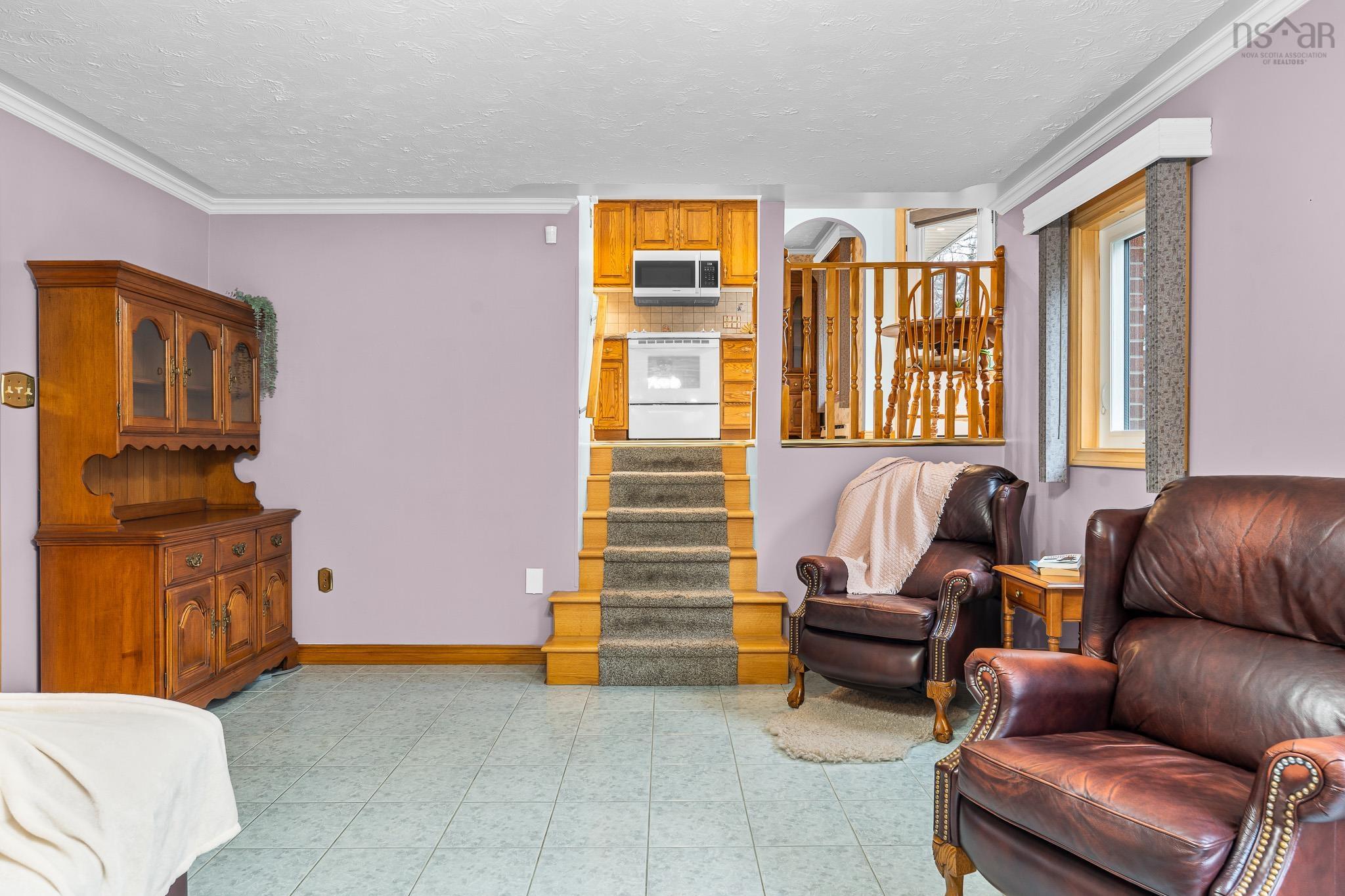 $675,000.00: 12 Amberwood Court, Halifax