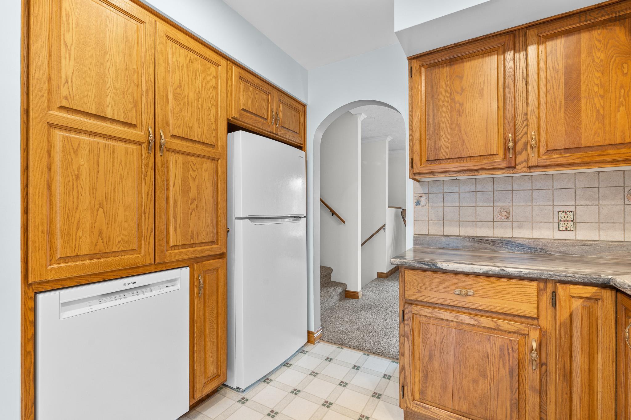 $675,000.00: 12 Amberwood Court, Halifax