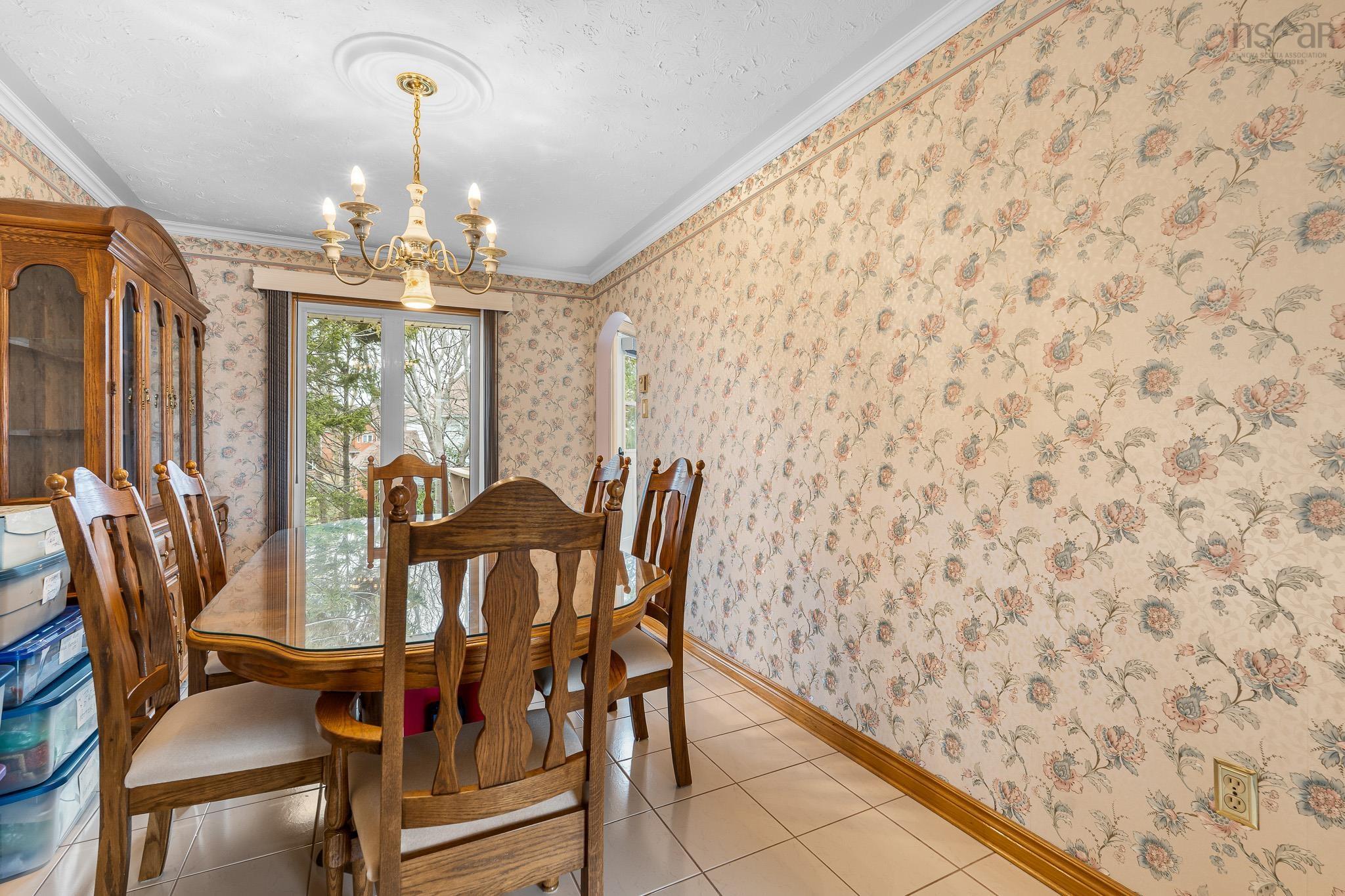 $675,000.00: 12 Amberwood Court, Halifax