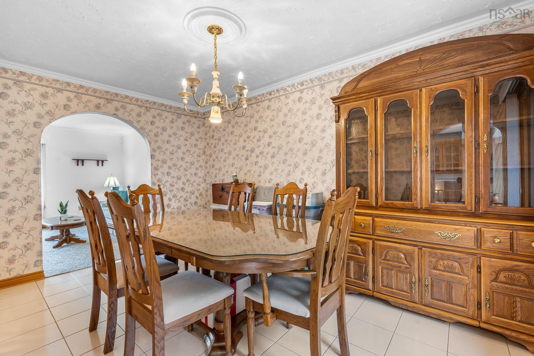 $675,000.00: 12 Amberwood Court, Halifax