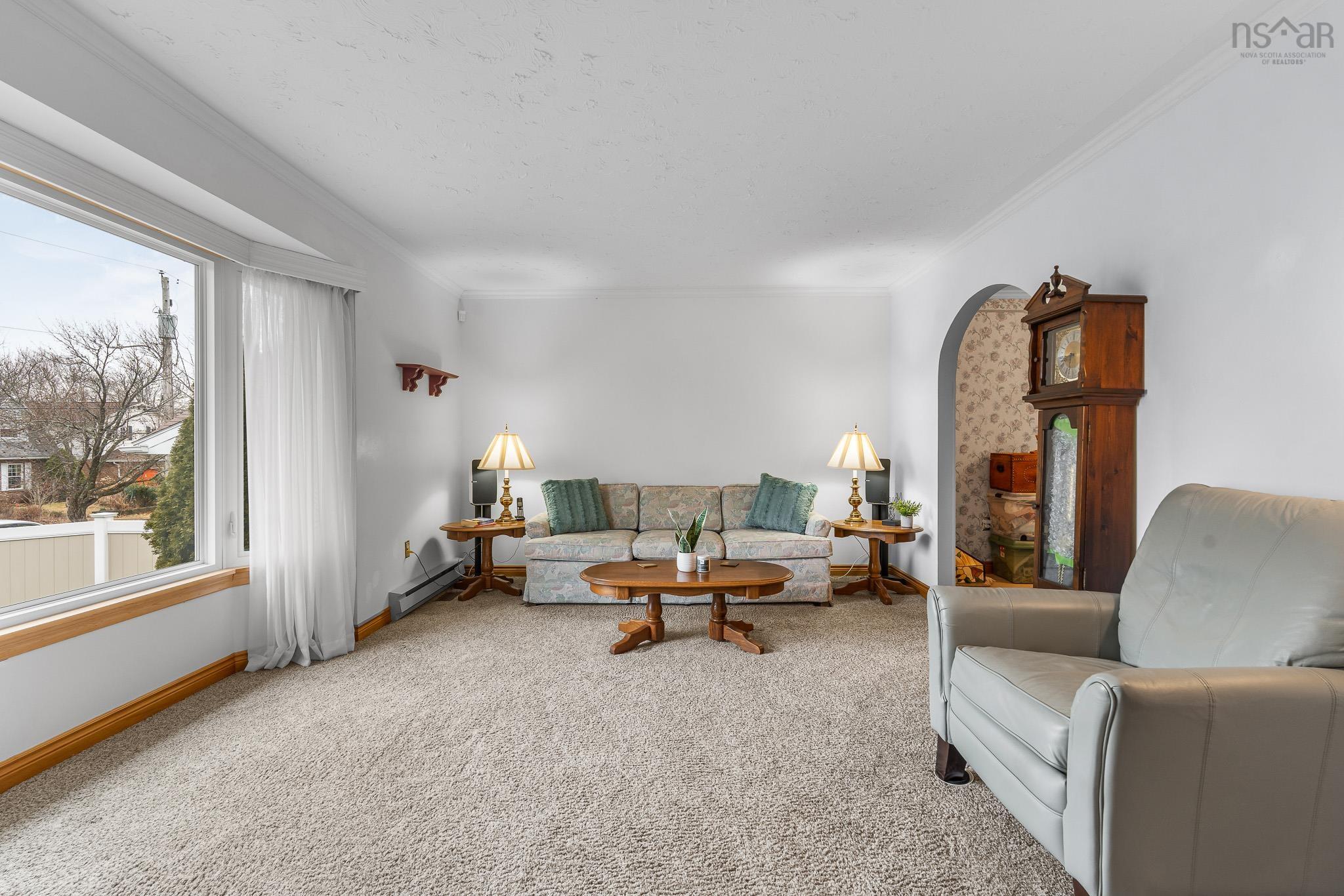 $675,000.00: 12 Amberwood Court, Halifax