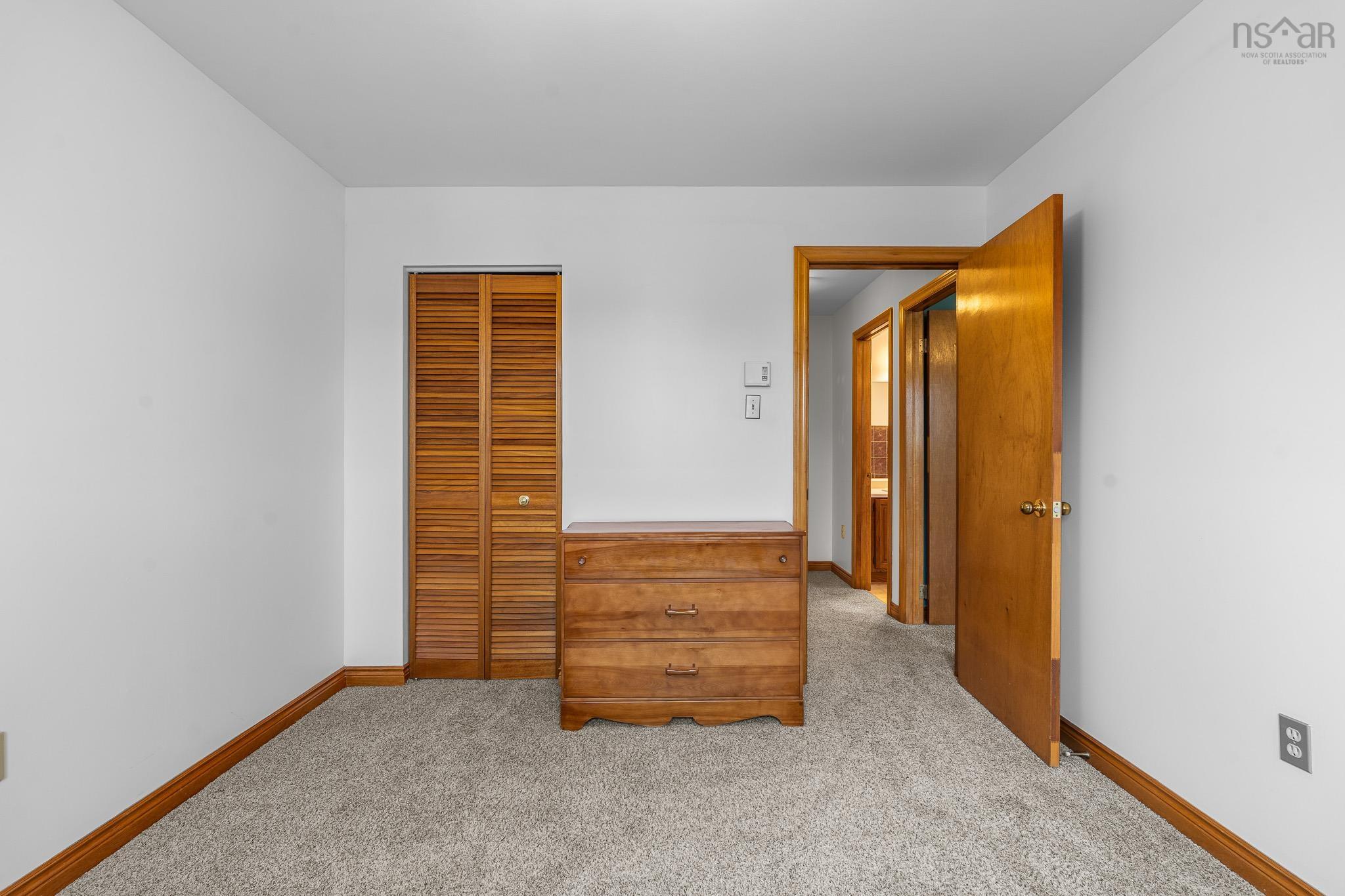 $675,000.00: 12 Amberwood Court, Halifax