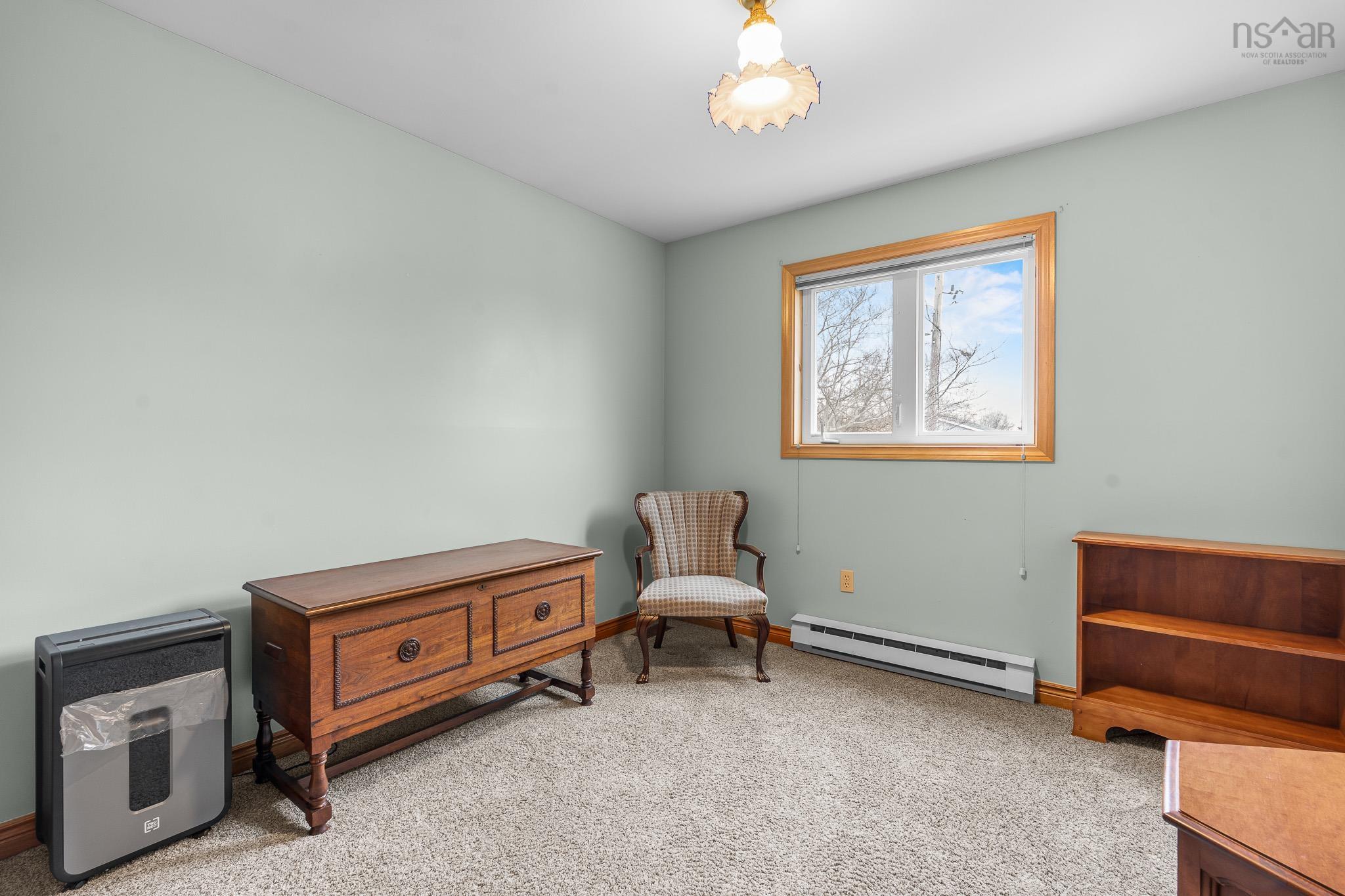 $675,000.00: 12 Amberwood Court, Halifax