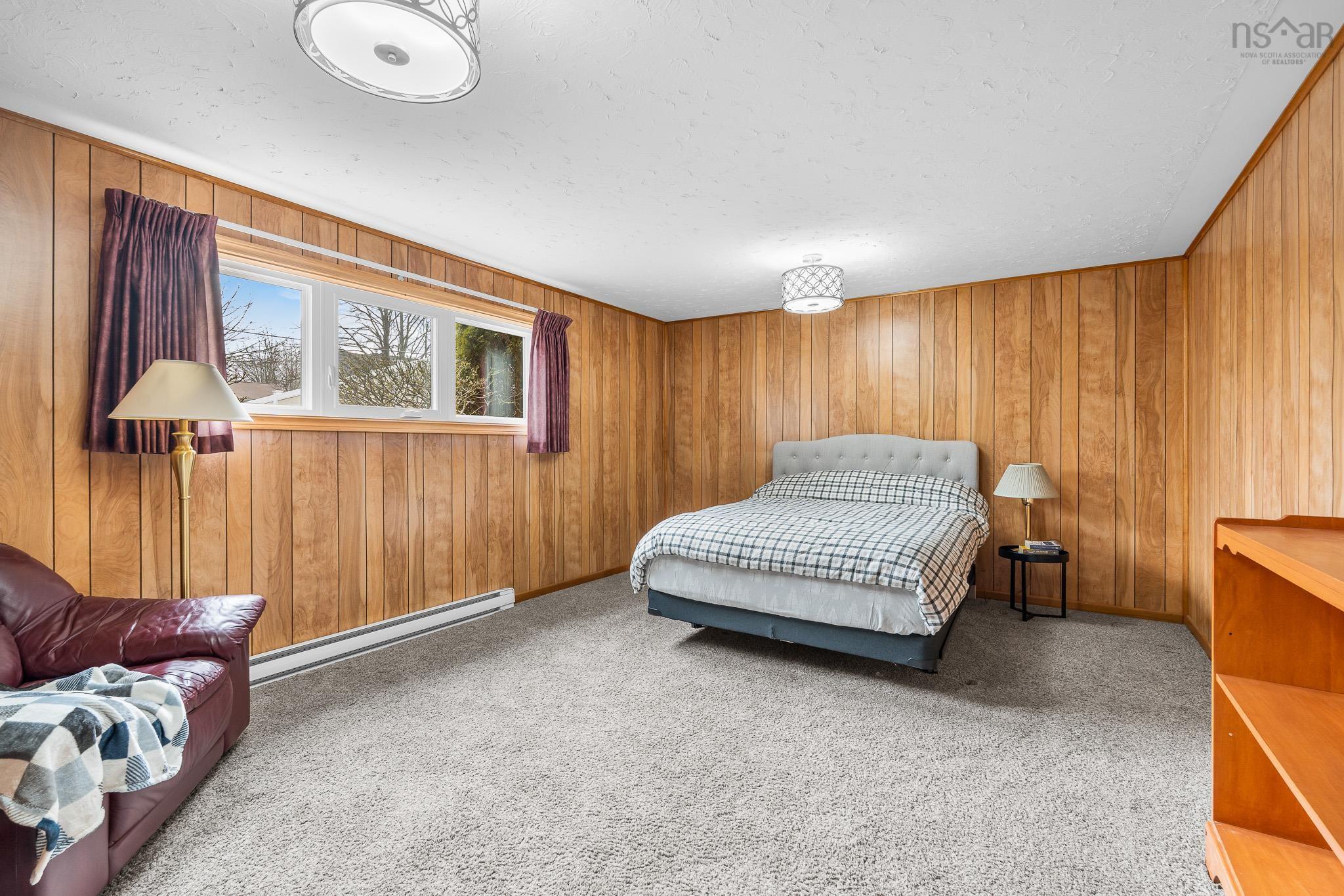 $675,000.00: 12 Amberwood Court, Halifax