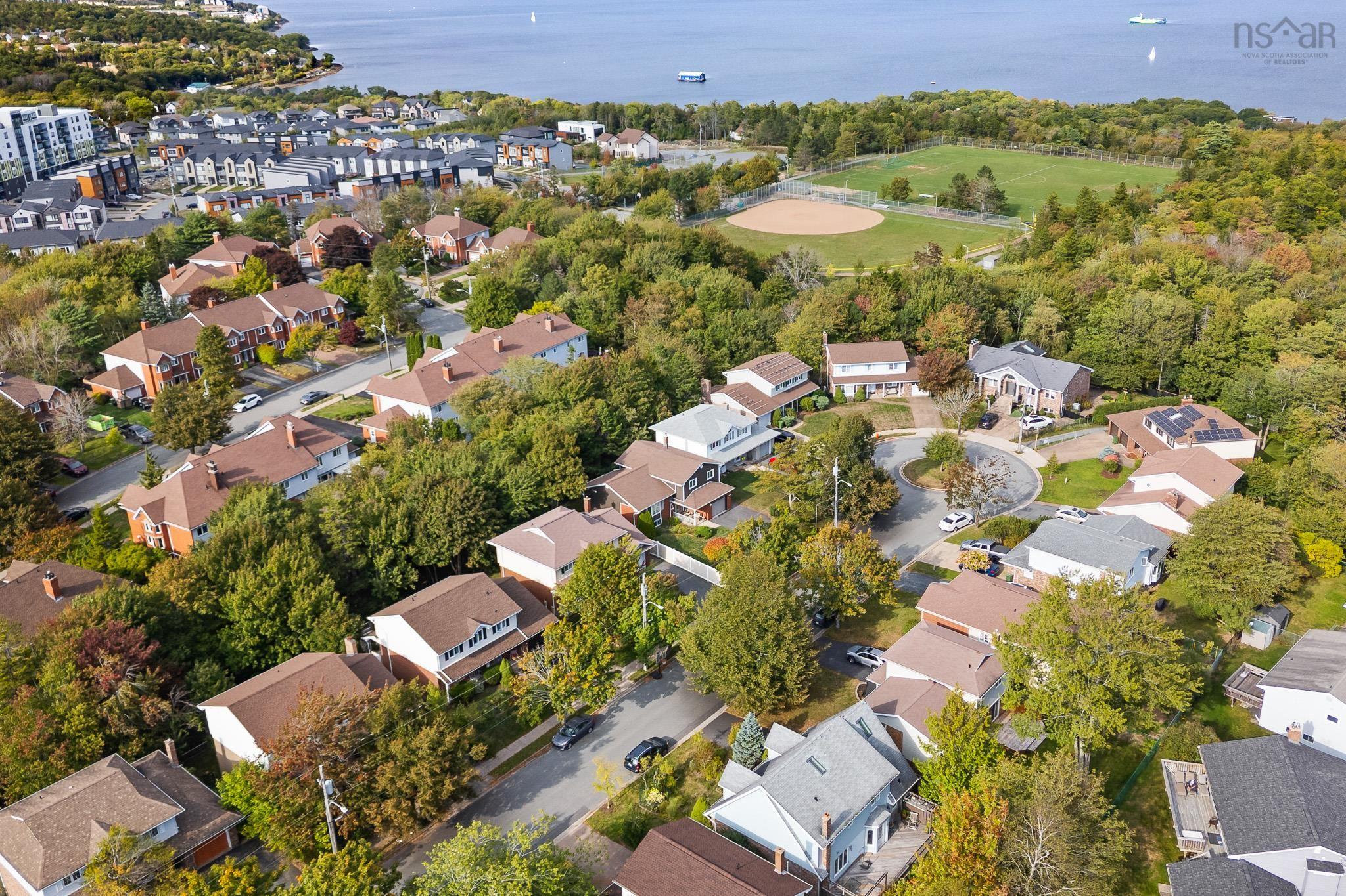 $675,000.00: 12 Amberwood Court, Halifax