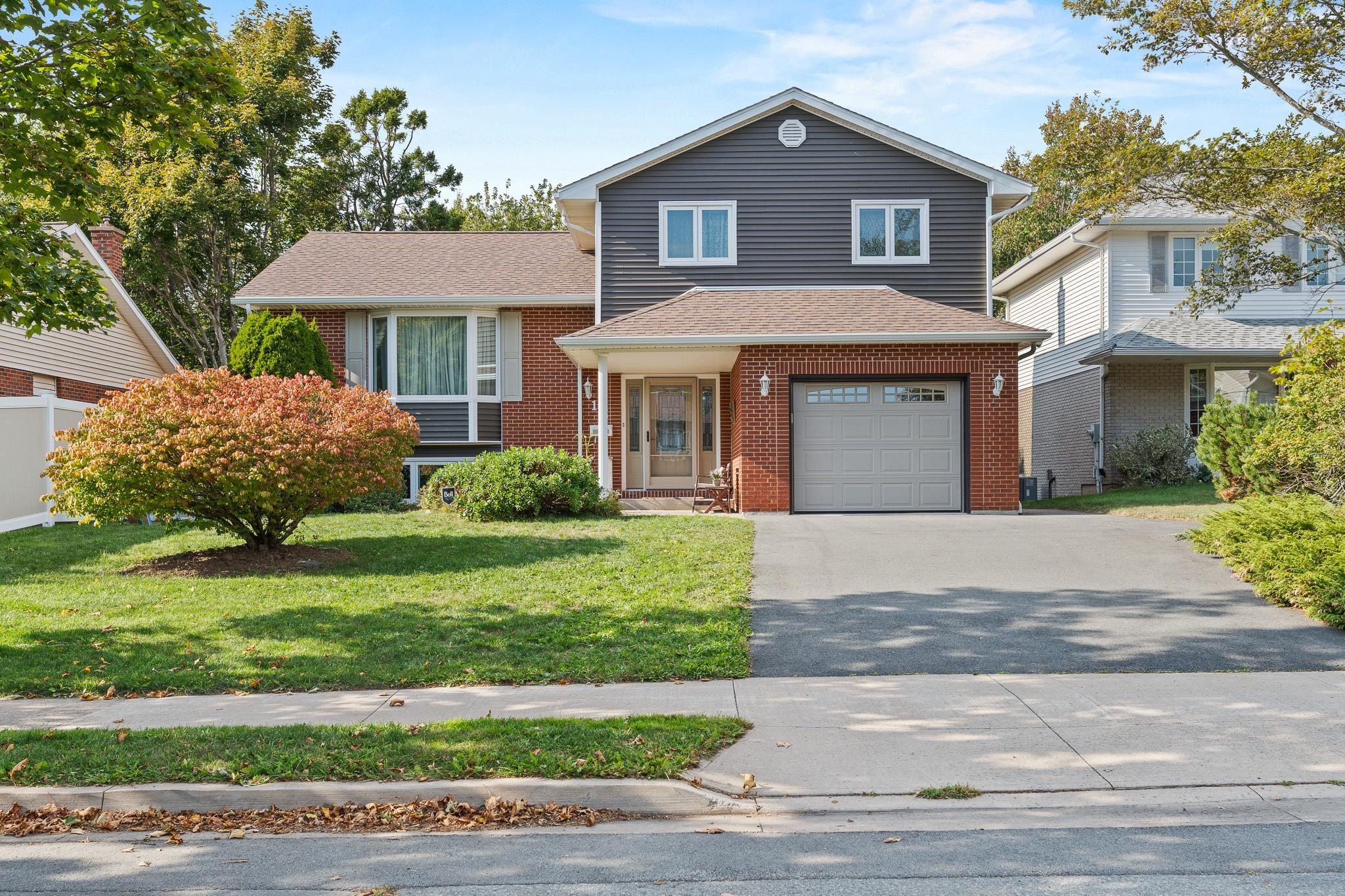 $675,000.00: 12 Amberwood Court, Halifax