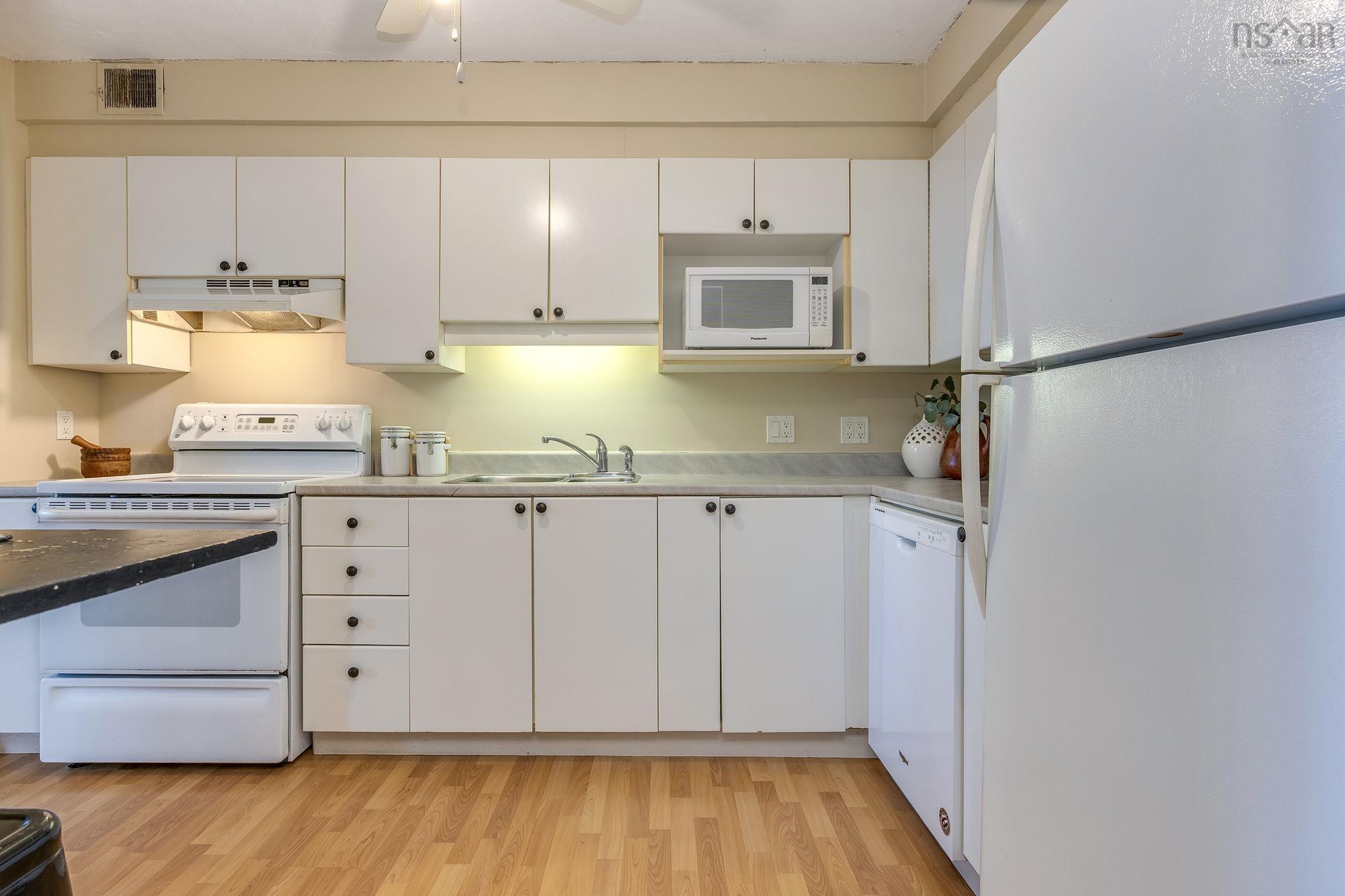 1409 5959 Spring Garden Road, Halifax, NS (MLS 202600592)