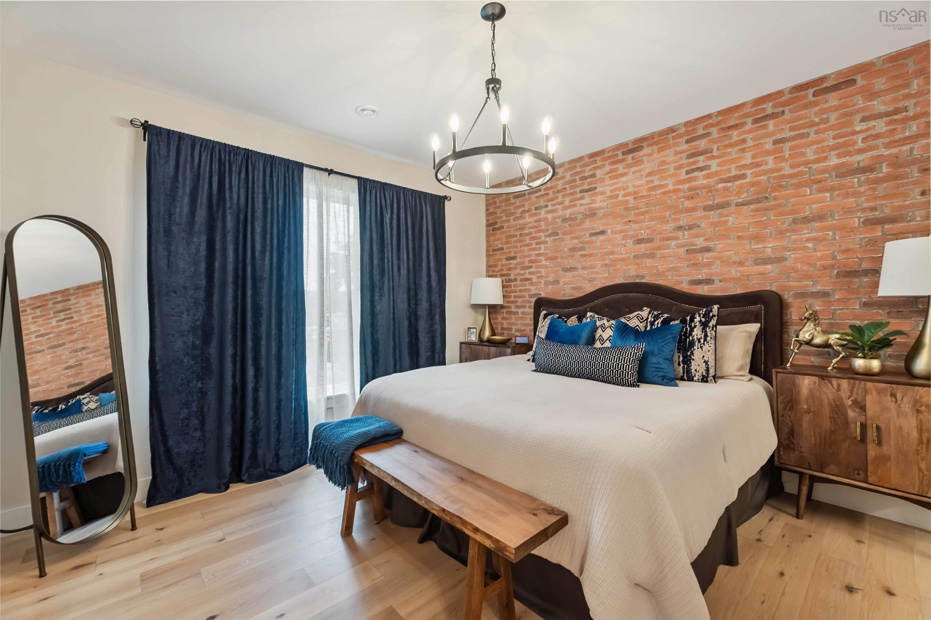 $1,895,000.00: 232/236 Victoria Street, Digby