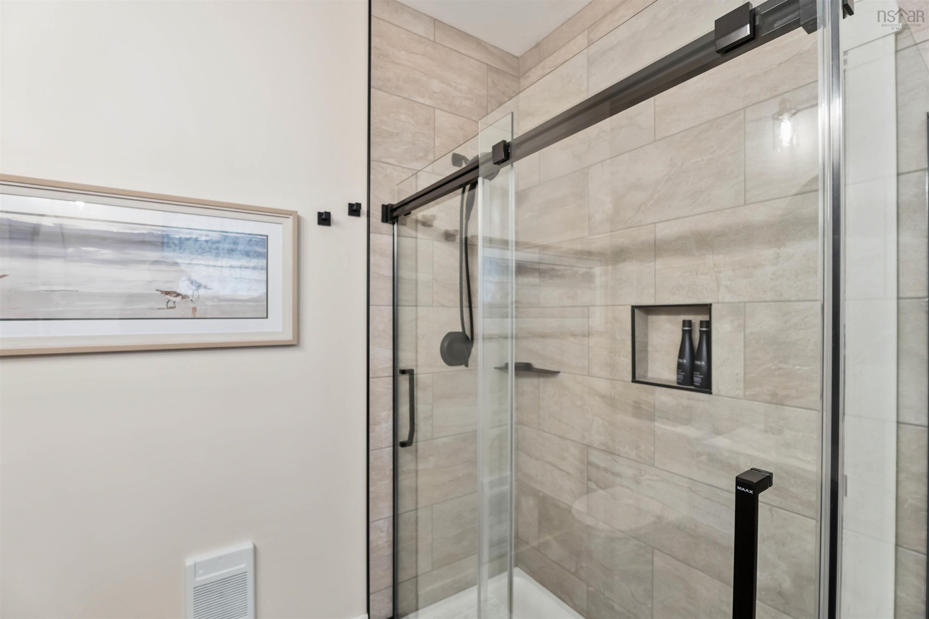 $1,895,000.00: 232/236 Victoria Street, Digby