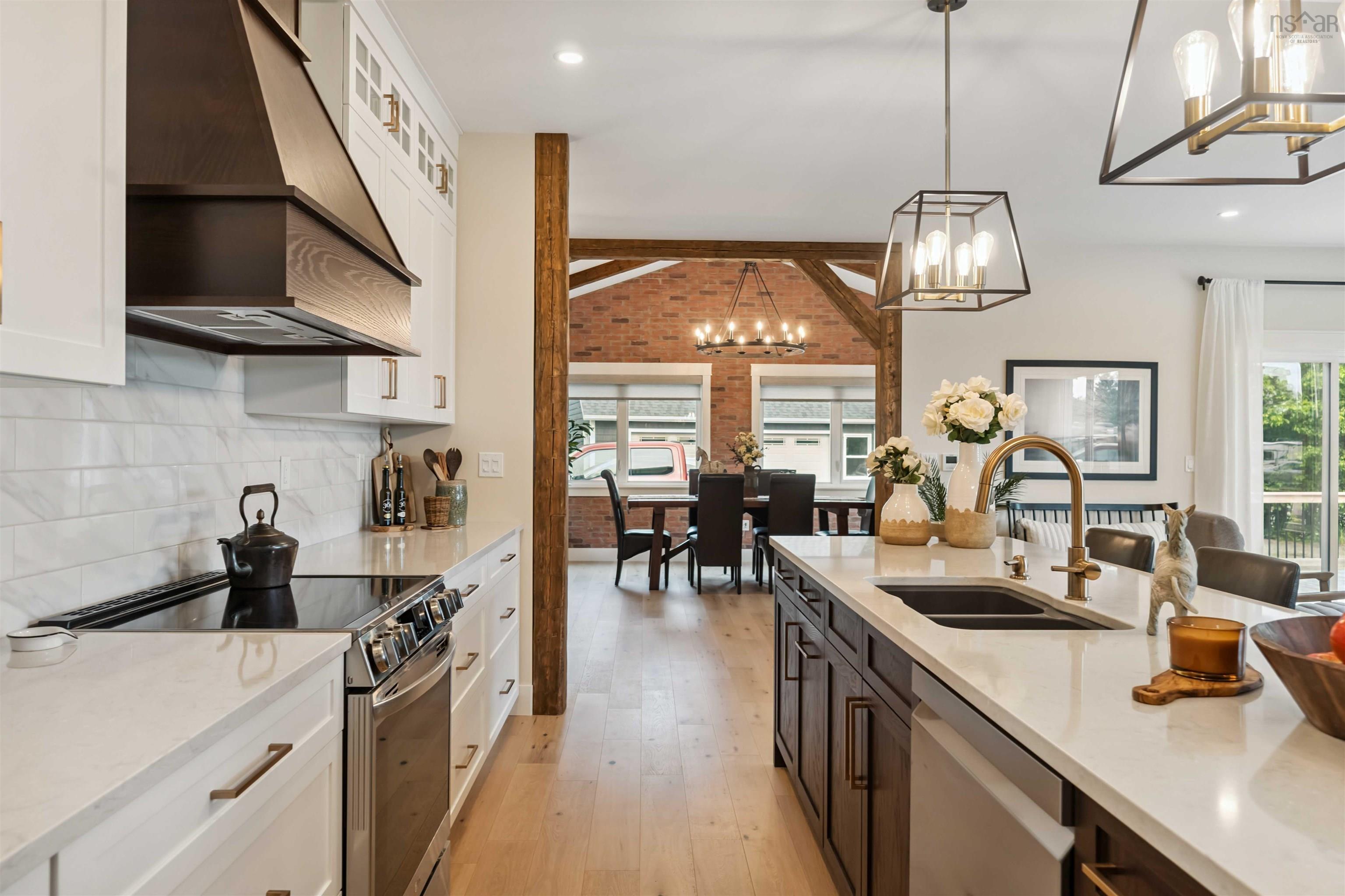 $1,895,000.00: 232/236 Victoria Street, Digby