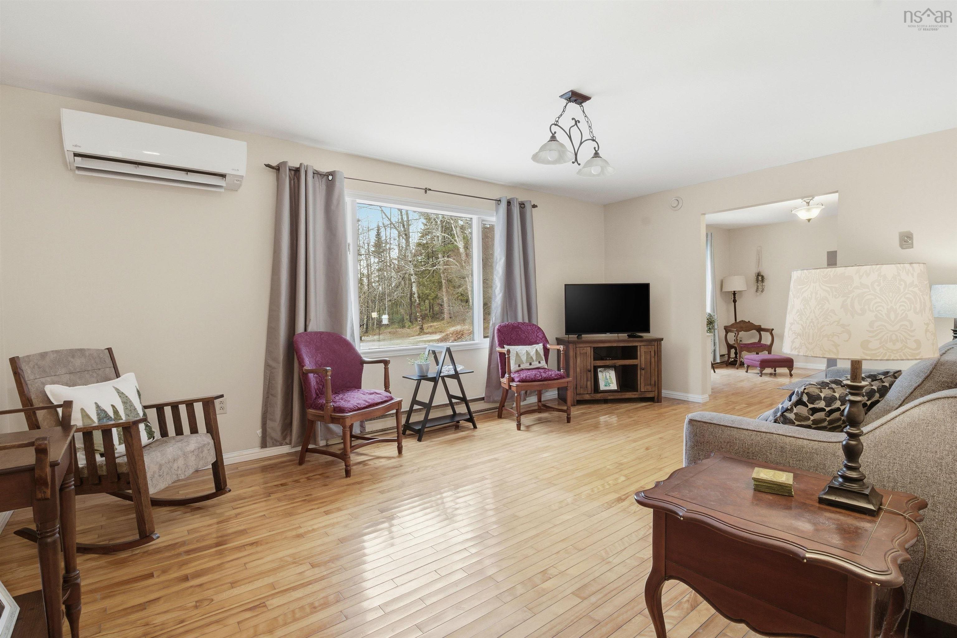 $549,900.00: 44 Lakewood Drive Extension, Brooklyn