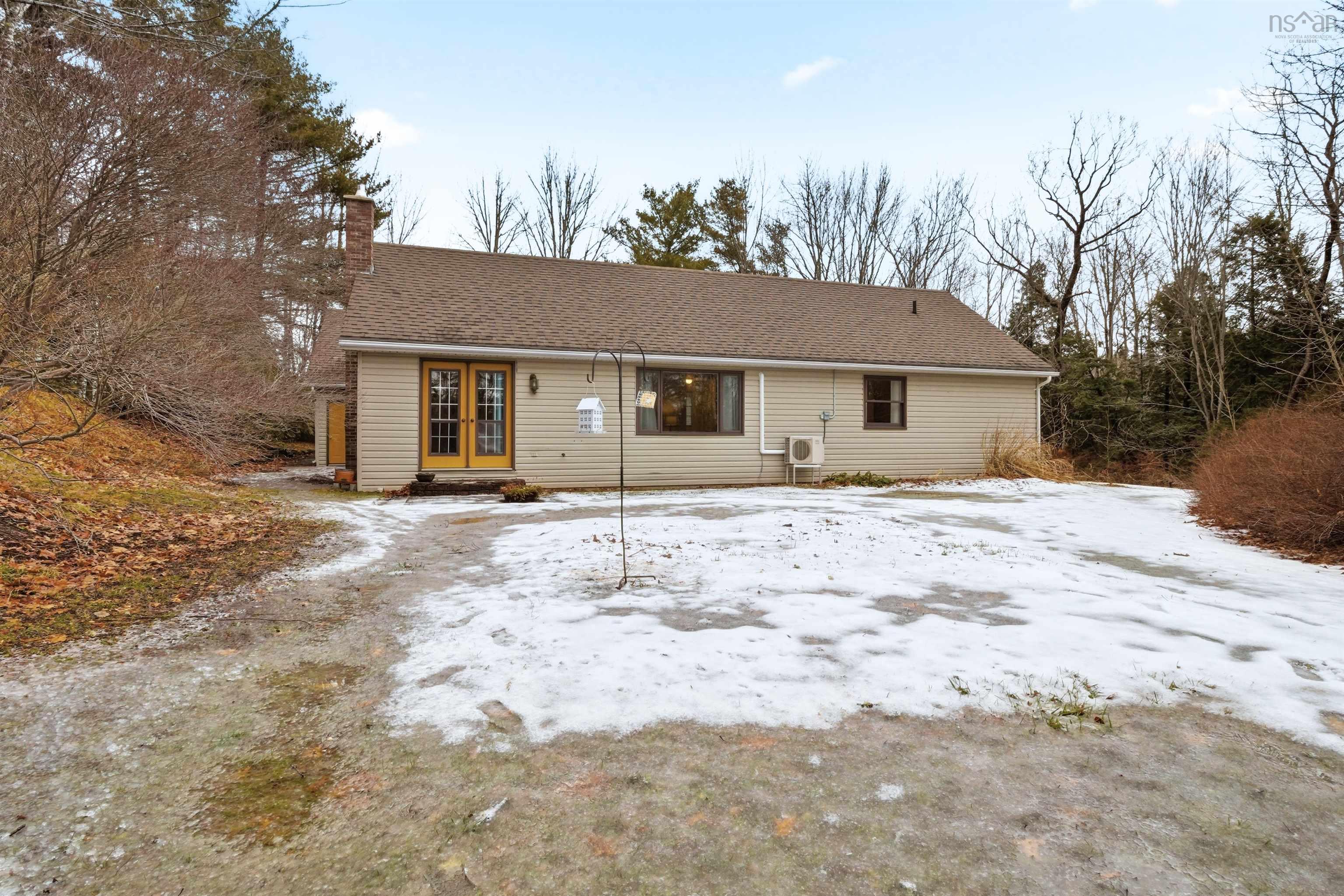 $549,900.00: 44 Lakewood Drive Extension, Brooklyn