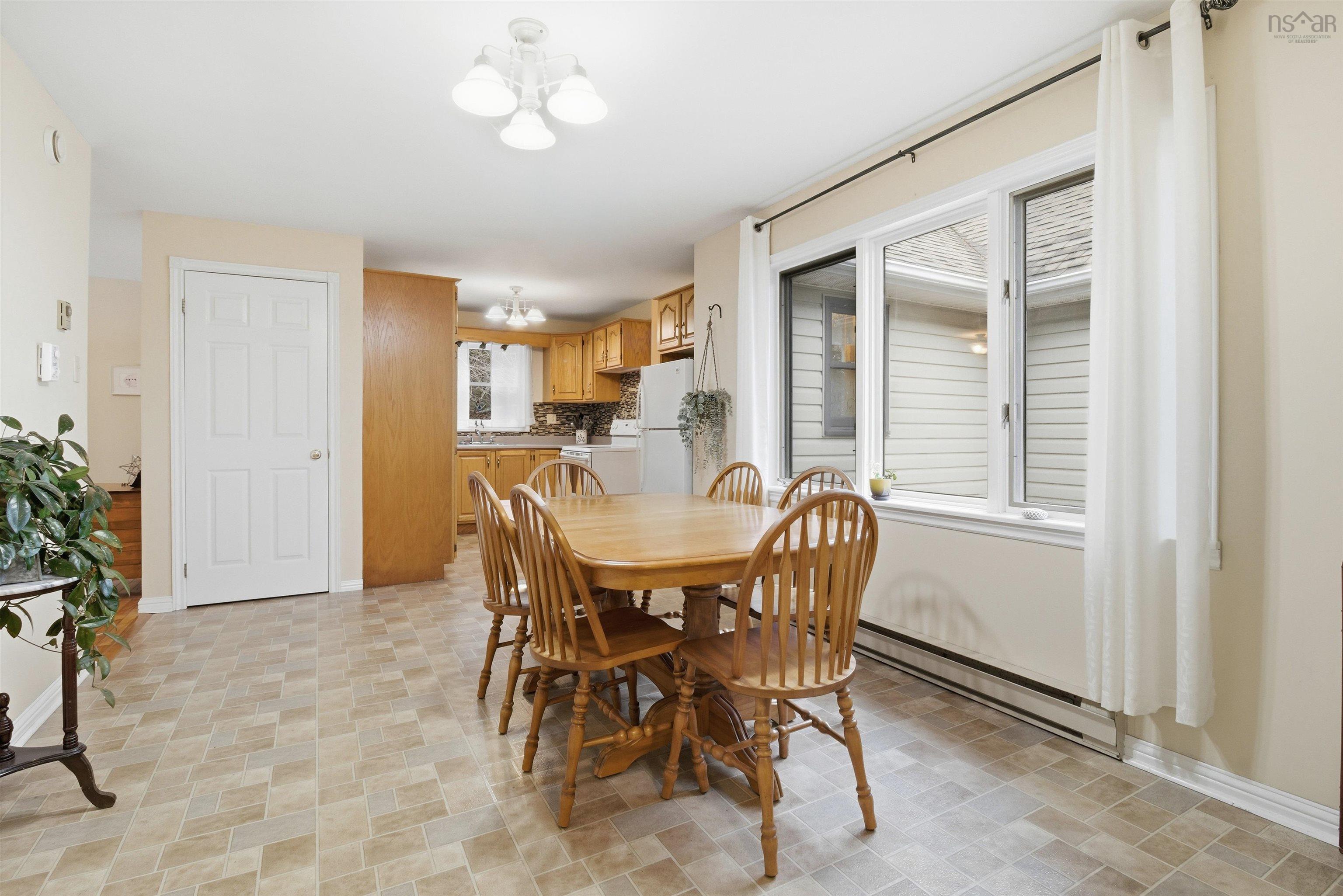 $549,900.00: 44 Lakewood Drive Extension, Brooklyn