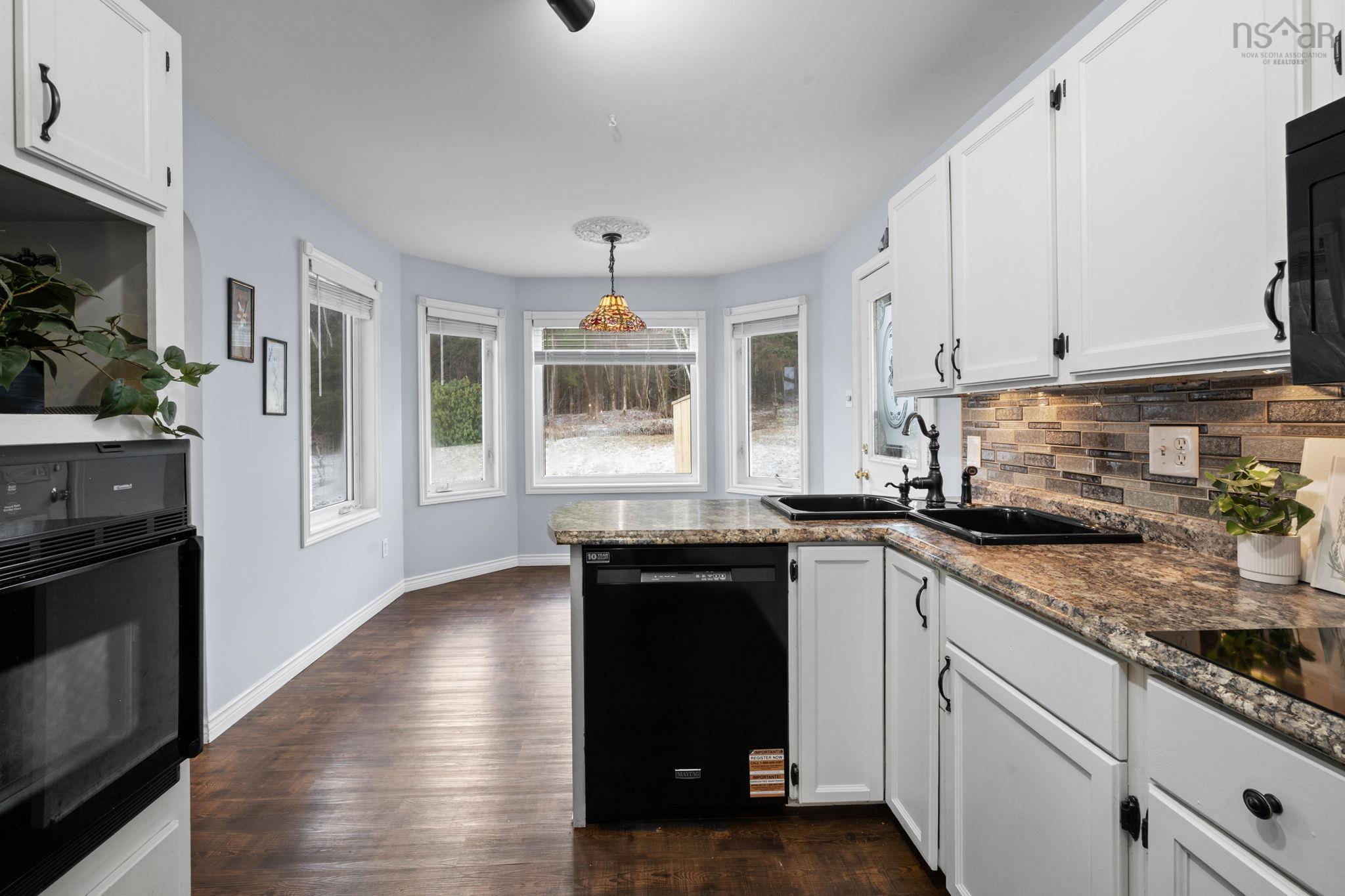 95 Auburn Drive, Cole Harbour, NS (MLS 202600693)