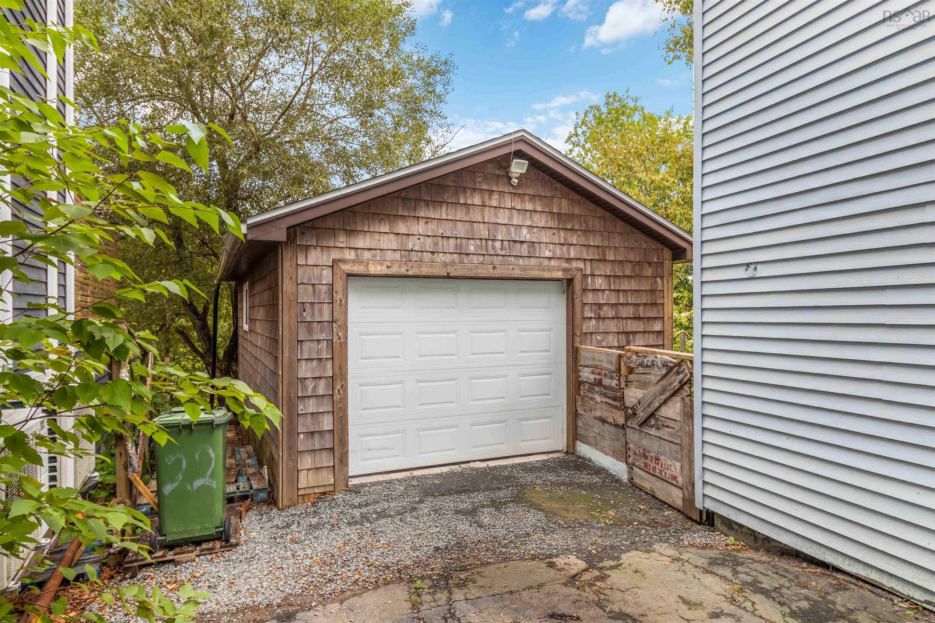 22 Rodney Road, Dartmouth, NS (MLS 202600701)