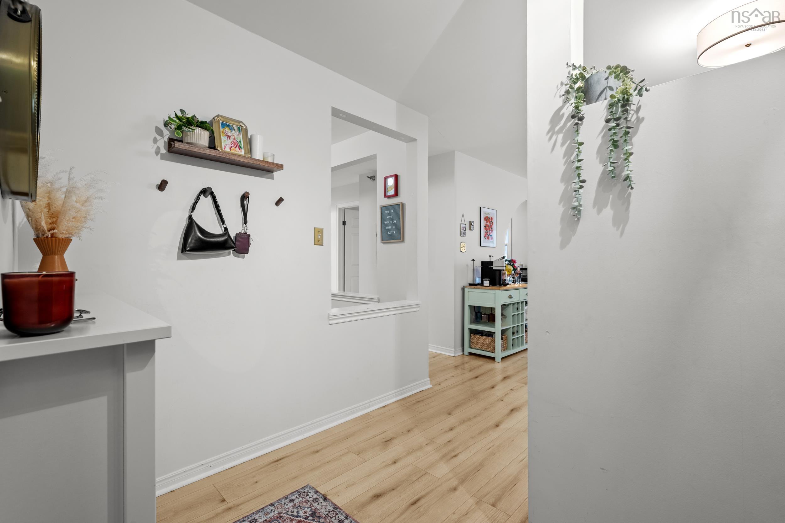 $374,990.00: 409 93 Kearney Lake Road, Kearney Lake