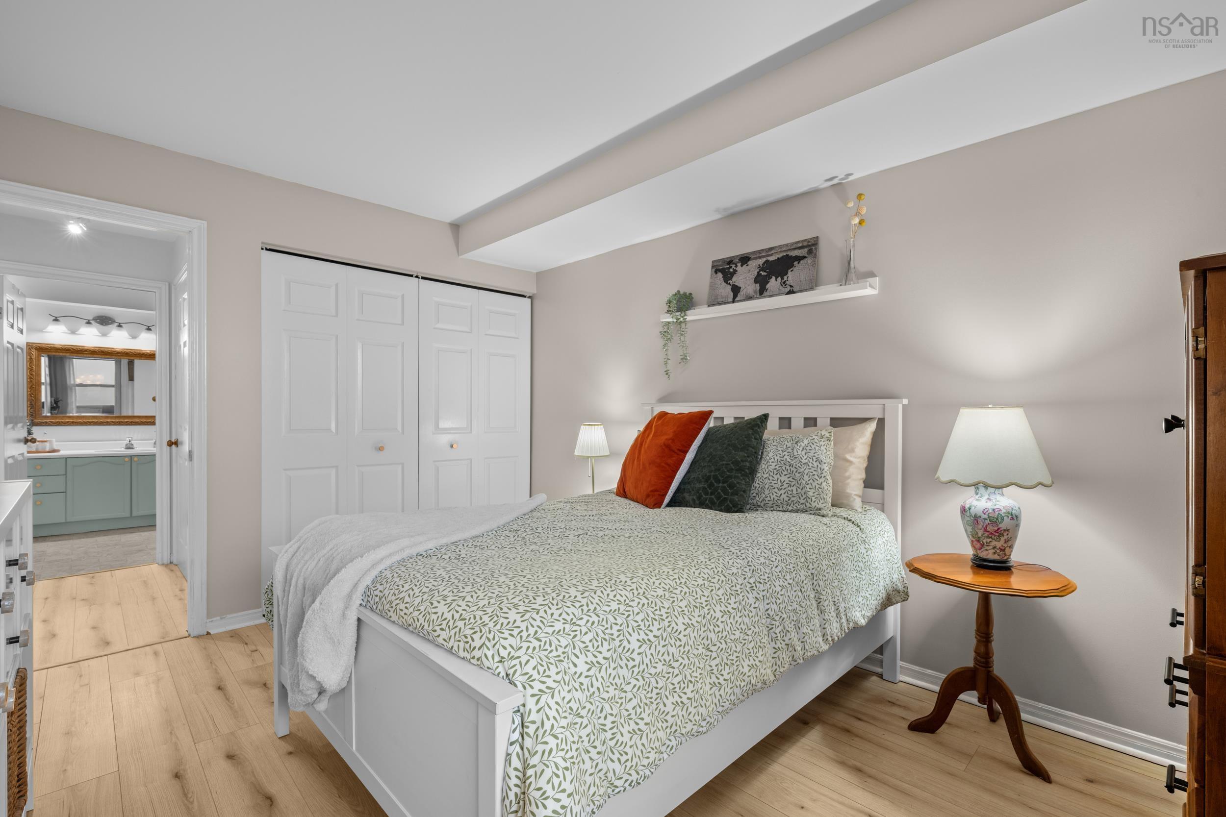 $374,990.00: 409 93 Kearney Lake Road, Kearney Lake