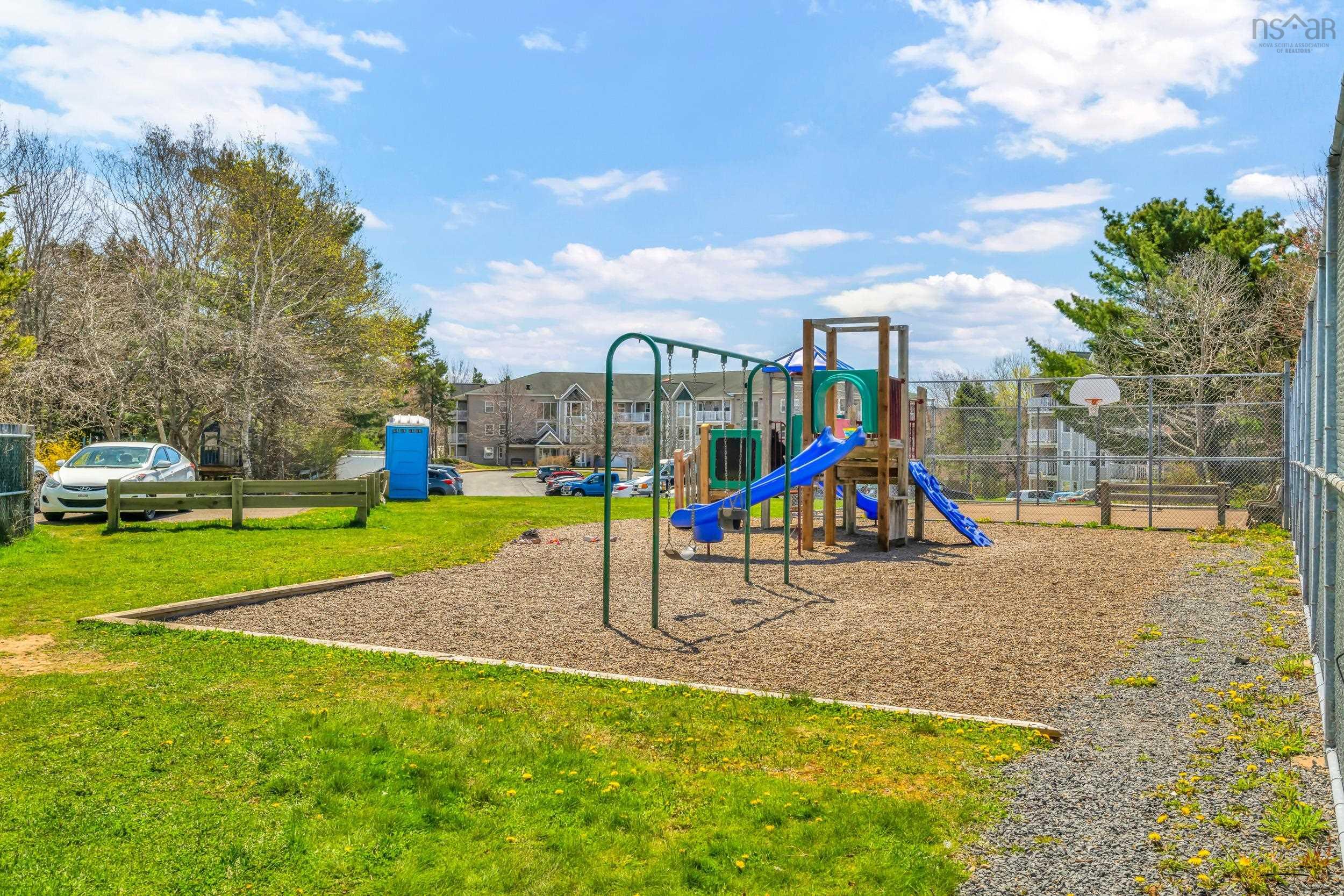 $374,990.00: 409 93 Kearney Lake Road, Kearney Lake