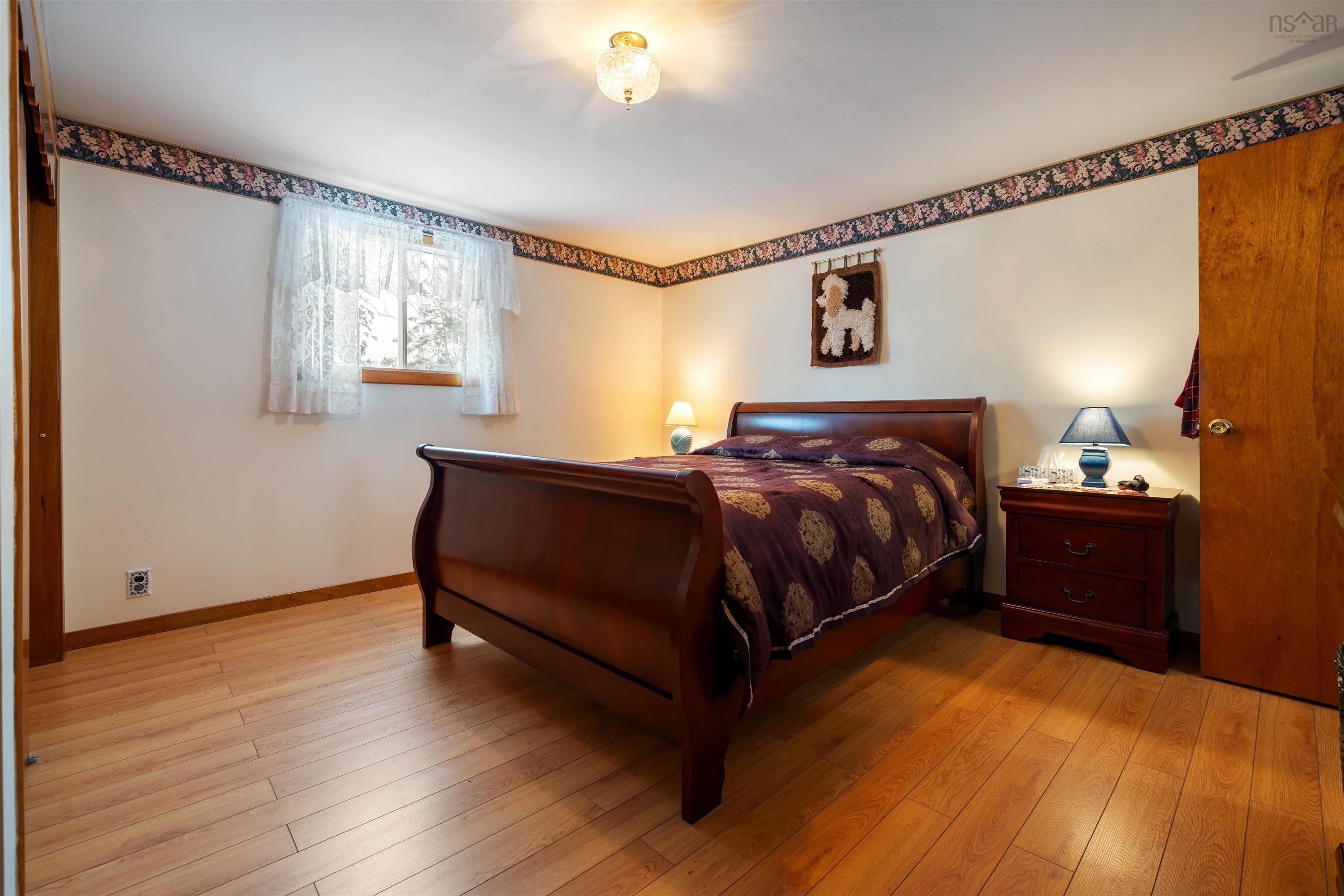 $325,000.00: 417 MacKenzie Road, Black Point