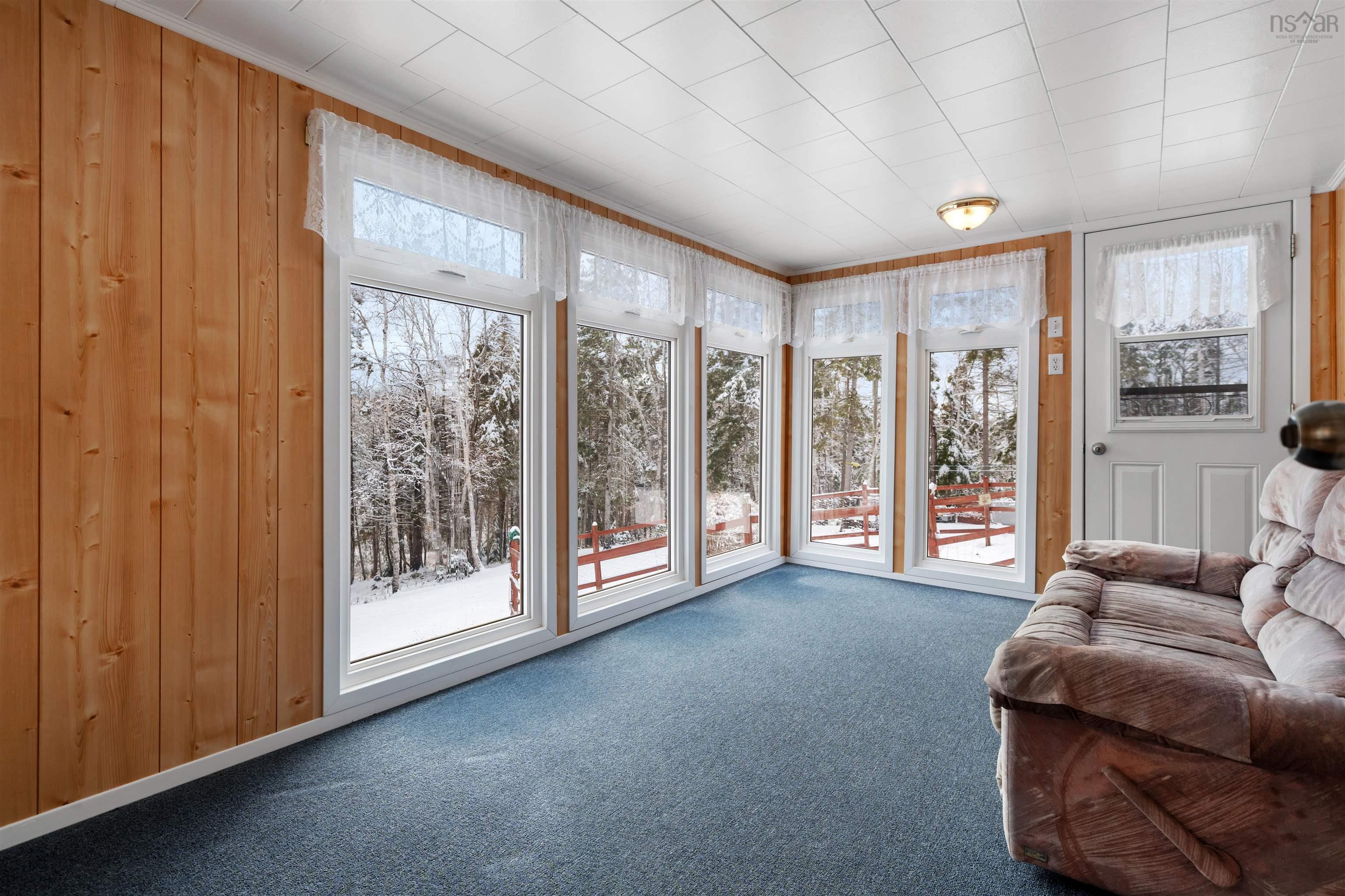 $325,000.00: 417 MacKenzie Road, Black Point