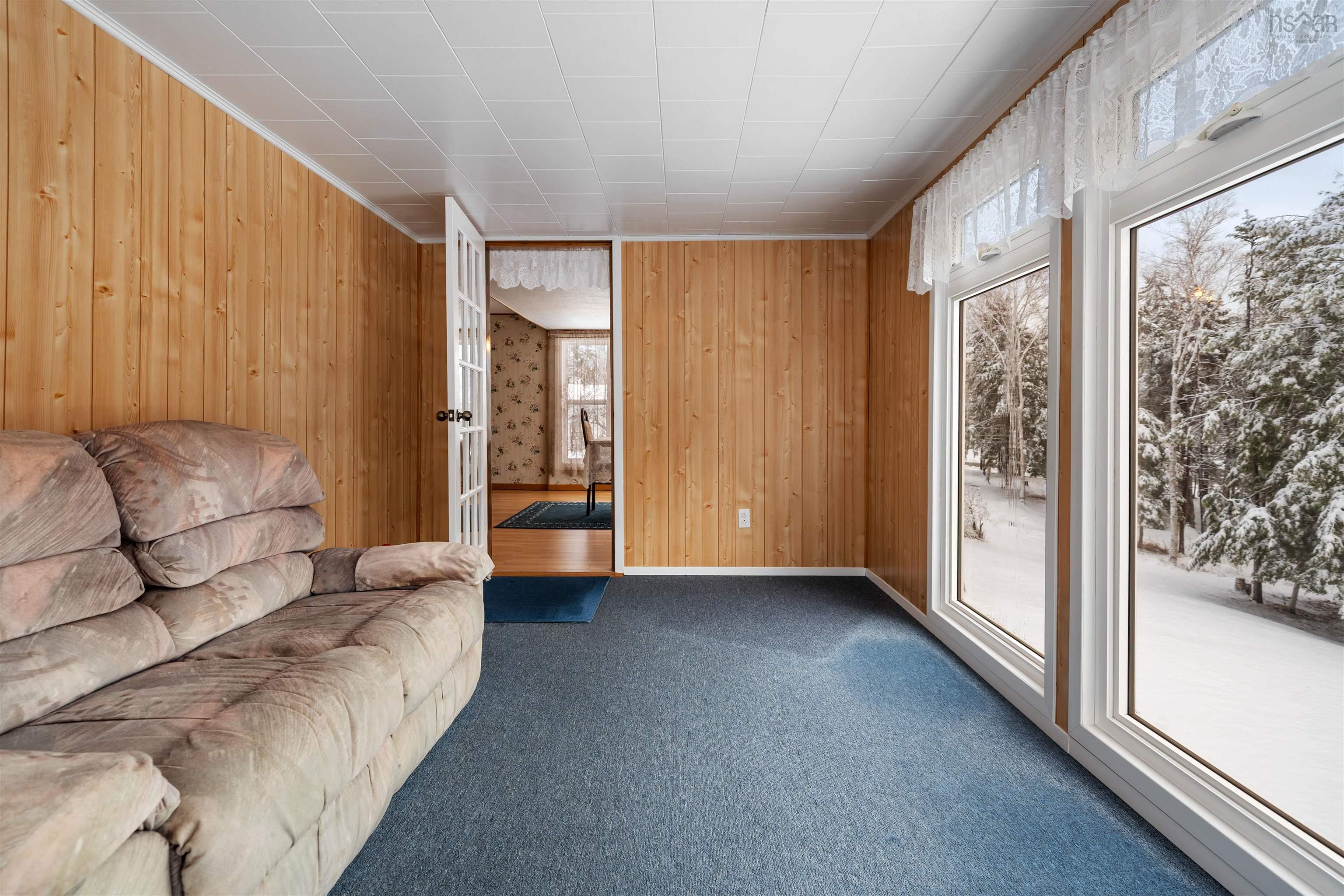 $325,000.00: 417 MacKenzie Road, Black Point