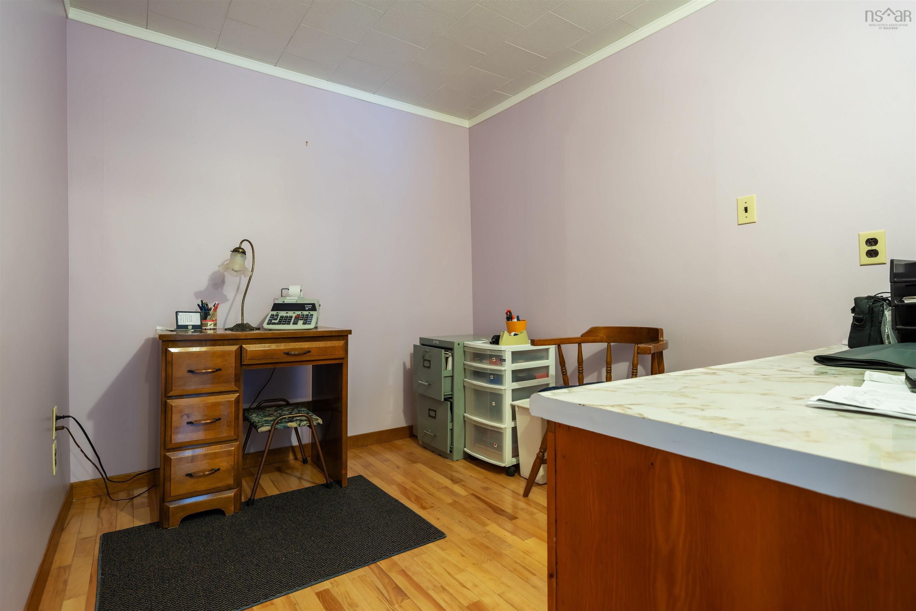 $325,000.00: 417 MacKenzie Road, Black Point